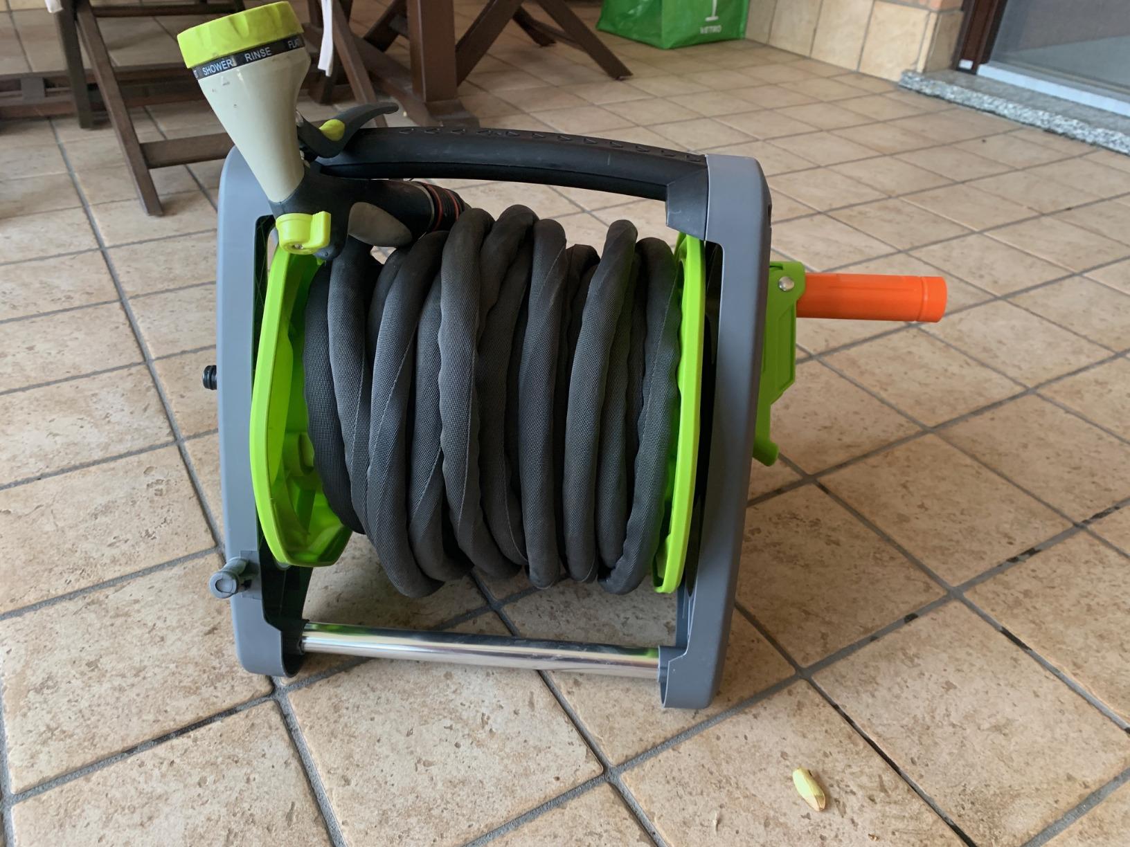 Amazon Basics Carrello Avvolgitubo 42,6m Grigio 1/2"