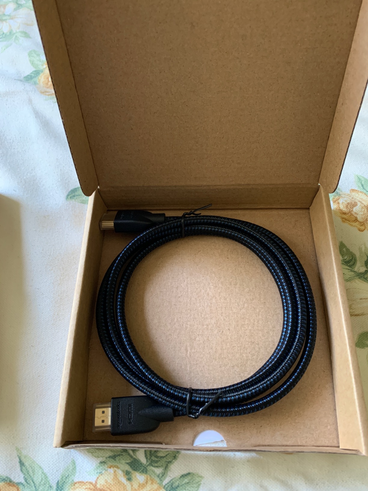 Amazon Basics cavo HDMI intrecciato 0,9 m nero 4K
