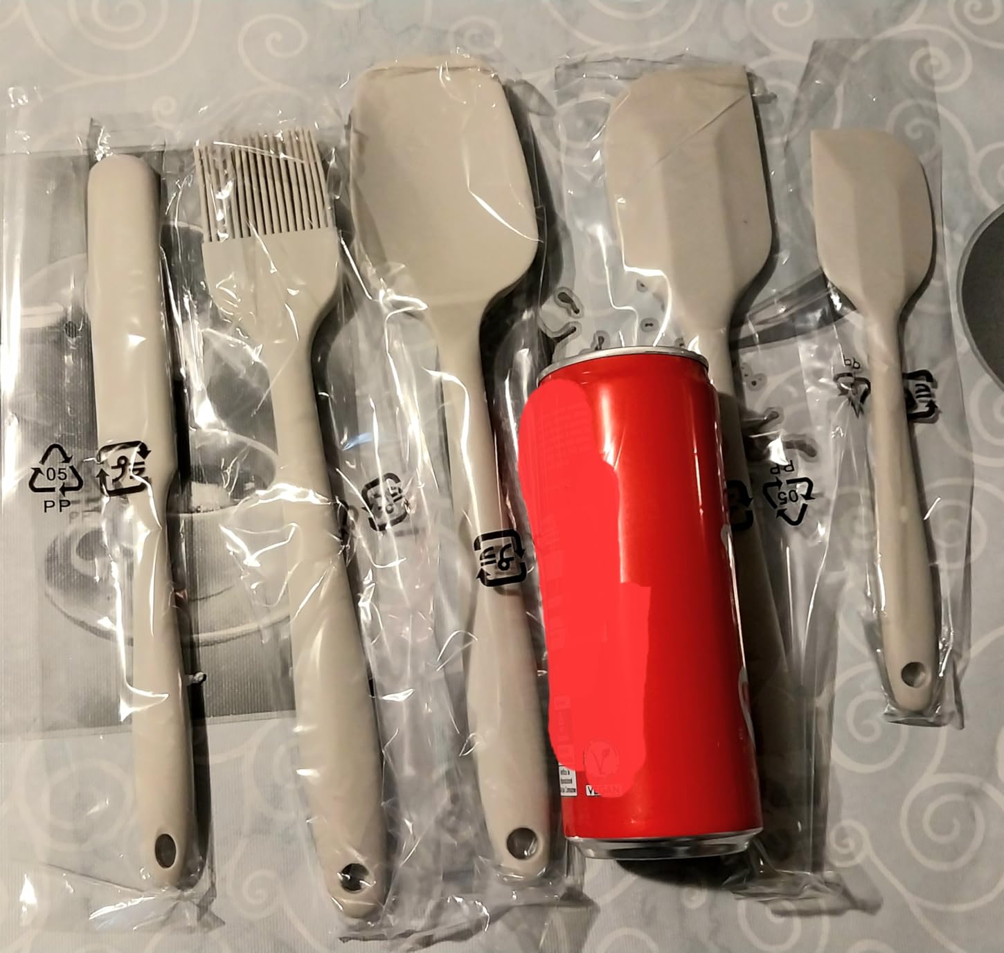 Amazon Basics Set 5 Spatole Silicone Grigio Lino Antiaderenti
