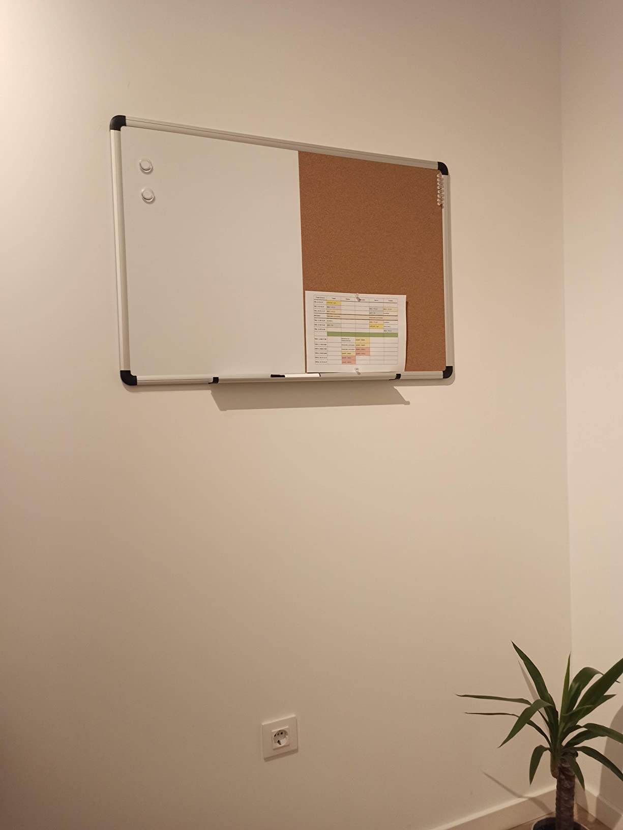 AmazonBasics Lavagna combinata magnetica sughero 91x61 cm