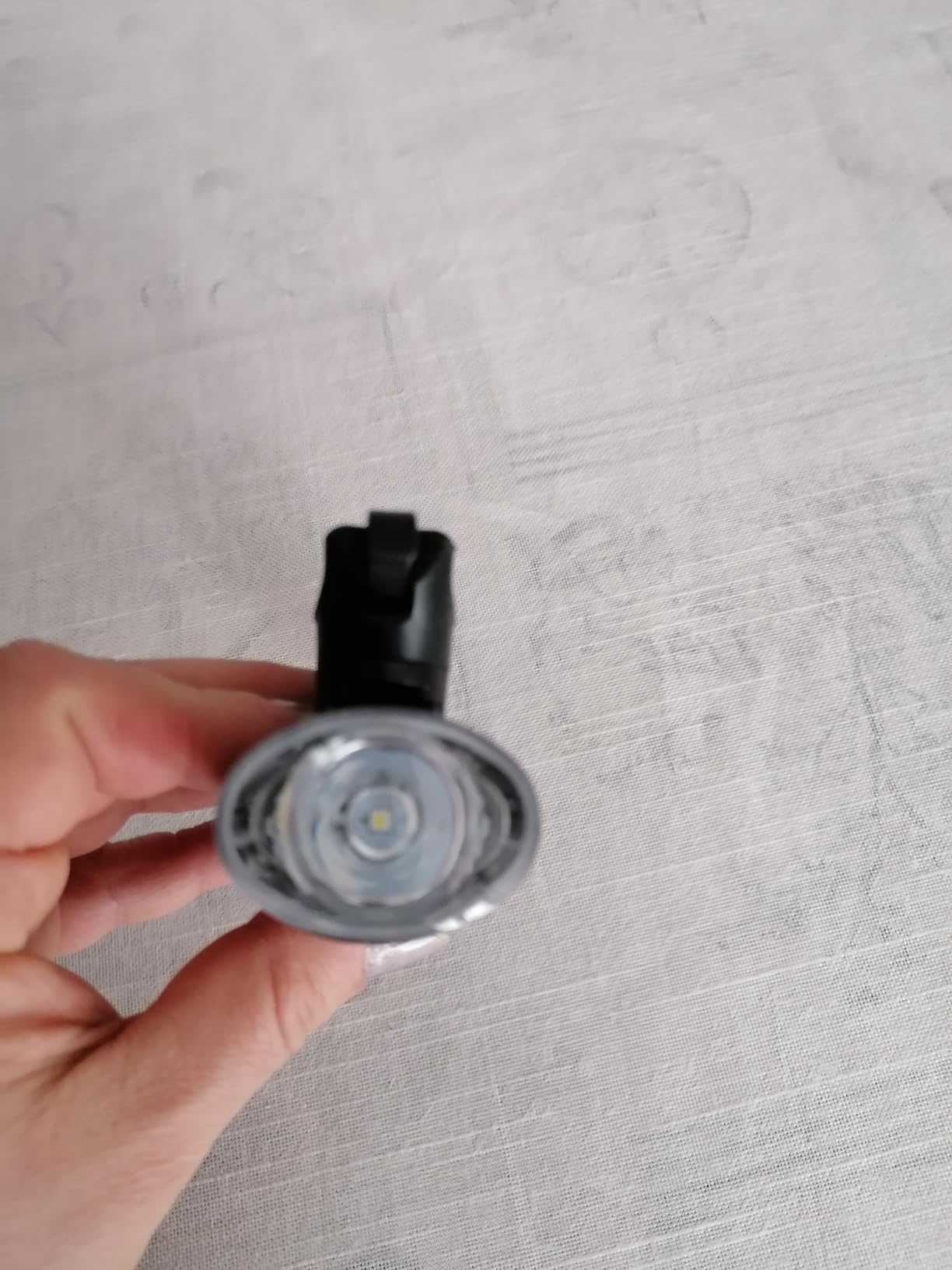 Amazon Basics luci bici LED anteriore posteriore impermeabili