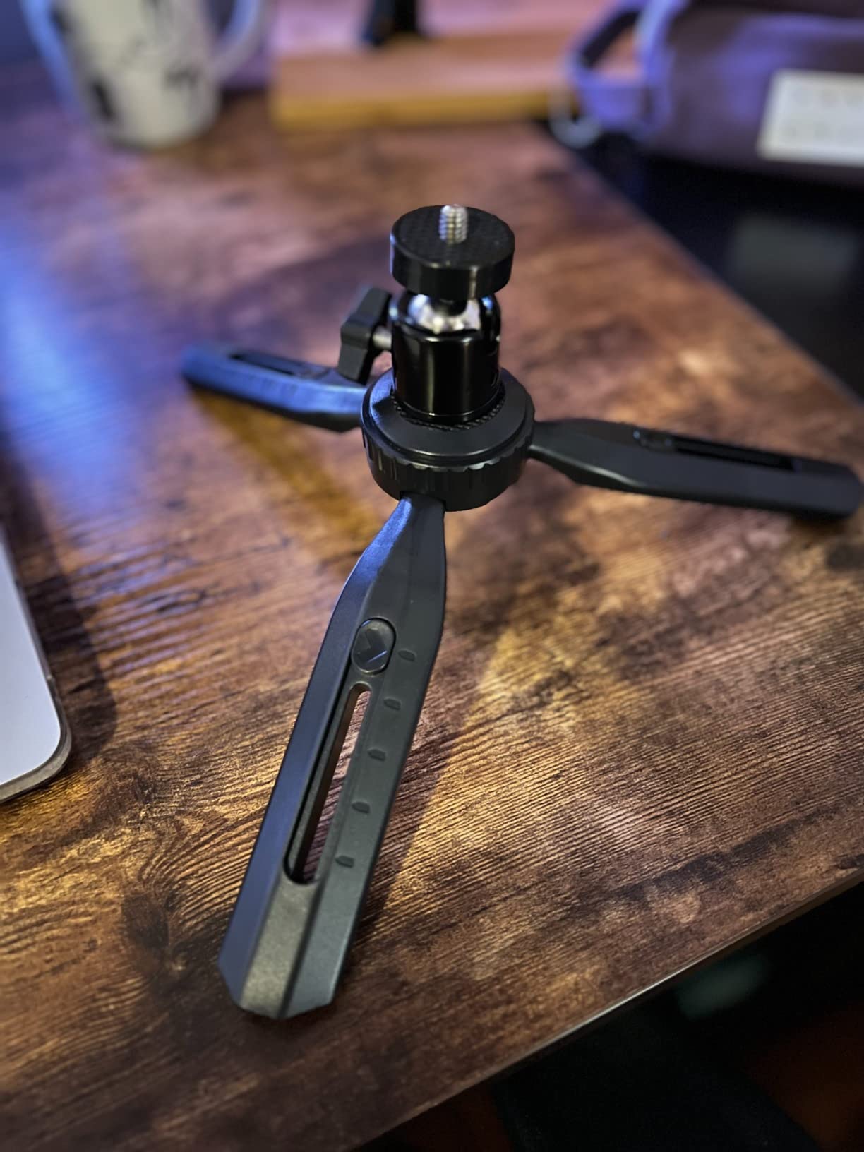 RealPlus Treppiede Smartphone Mini 360° con Custodia