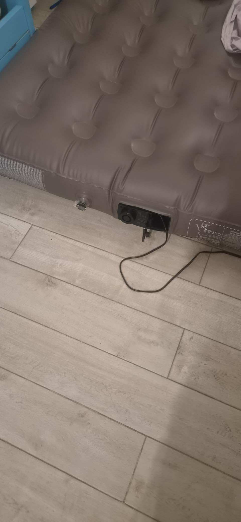 Amazon Basics Materasso Gonfiabile Queen 203x152cm
