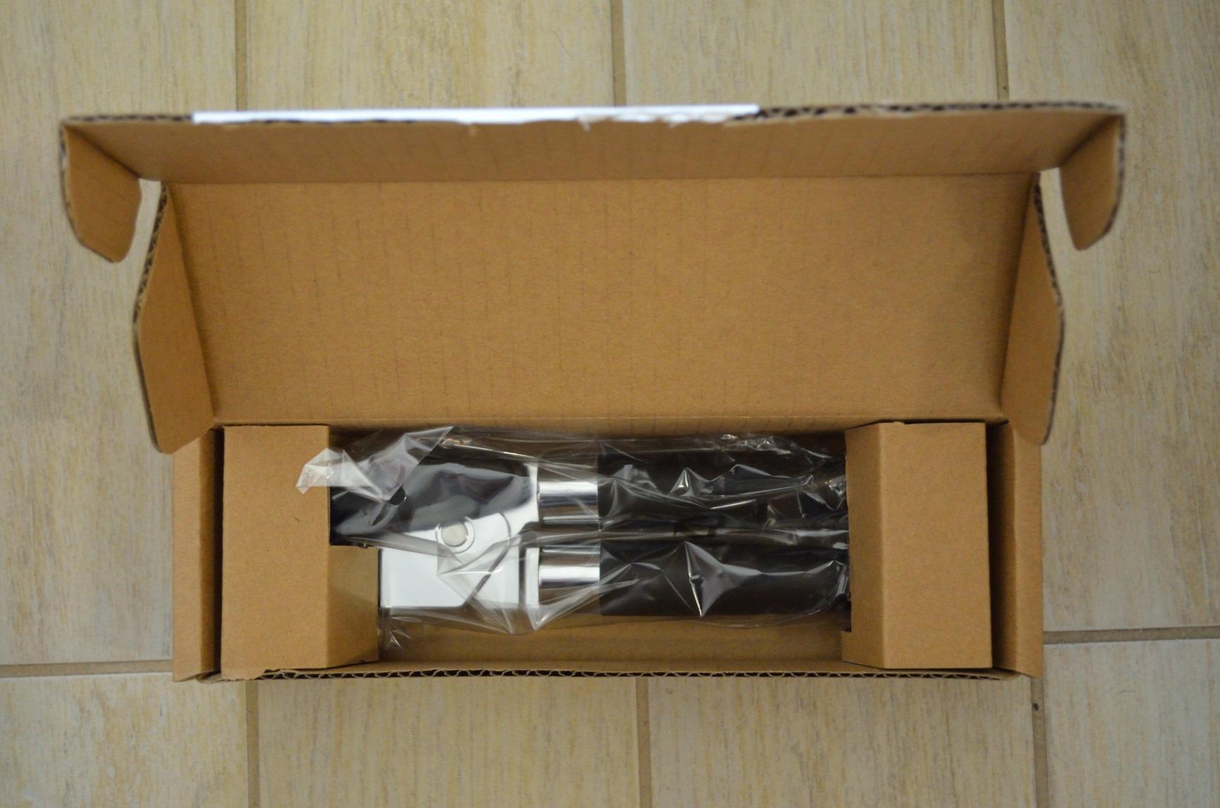Amazon Basics Apriscatole Manuale Nero Manico Morbido