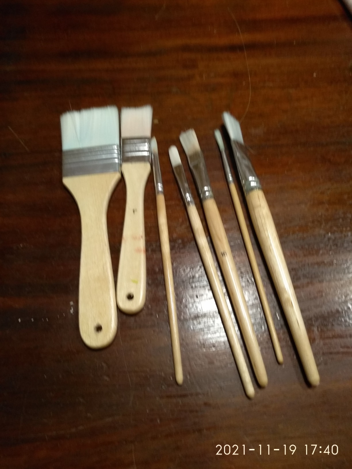 Amazon Basics Set 24 Pennelli Pittura Legno per Artisti