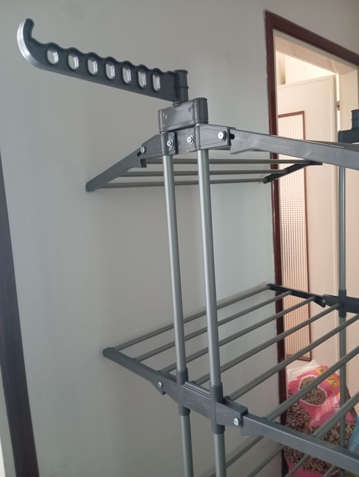 AmazonBasics Stendibiancheria a Torre 4 Livelli Bianco 173cm