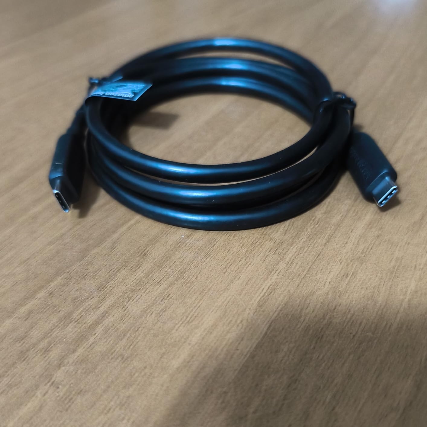 Amazon Basics cavo USB4 USB-C 1,5m 240W 80Gbps
