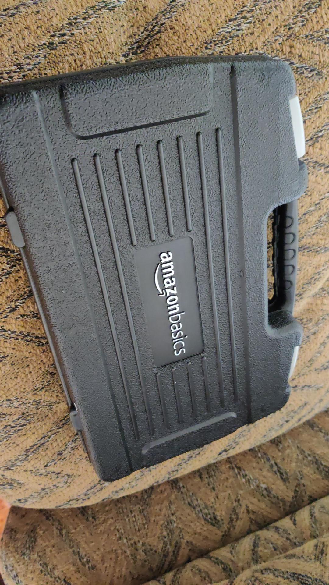 AmazonBasics Set Utensili Casa 32 Pezzi Nero Grigio Acciaio