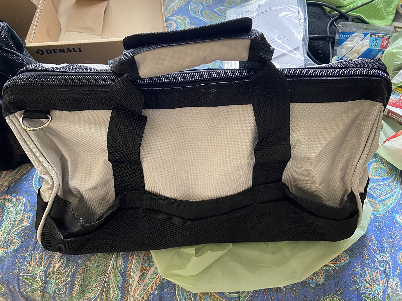 Amazon Basics Borsa Portautensili 40,6 cm Nero Grigio 26 Tasche