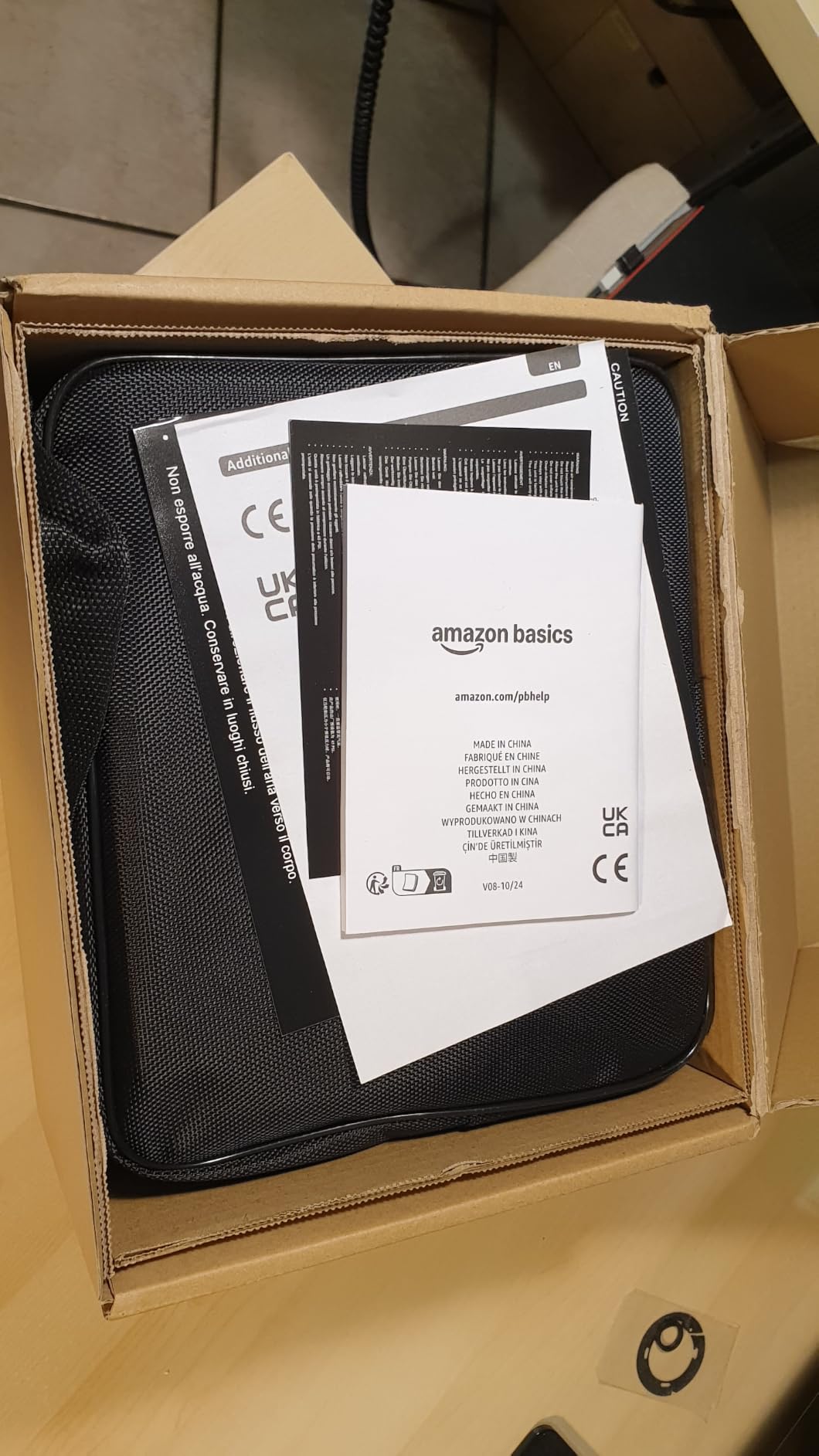 AmazonBasics Compressore Aria Portatile Digitale 12V Nero Rosso