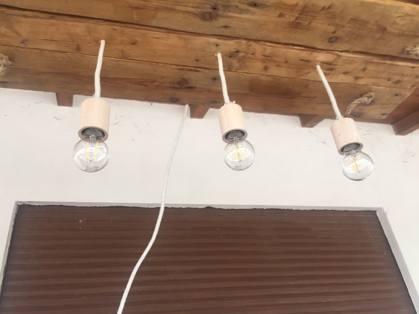 AmazonBasics lampadine LED E27 4,3W confezione 6 pezzi luce calda