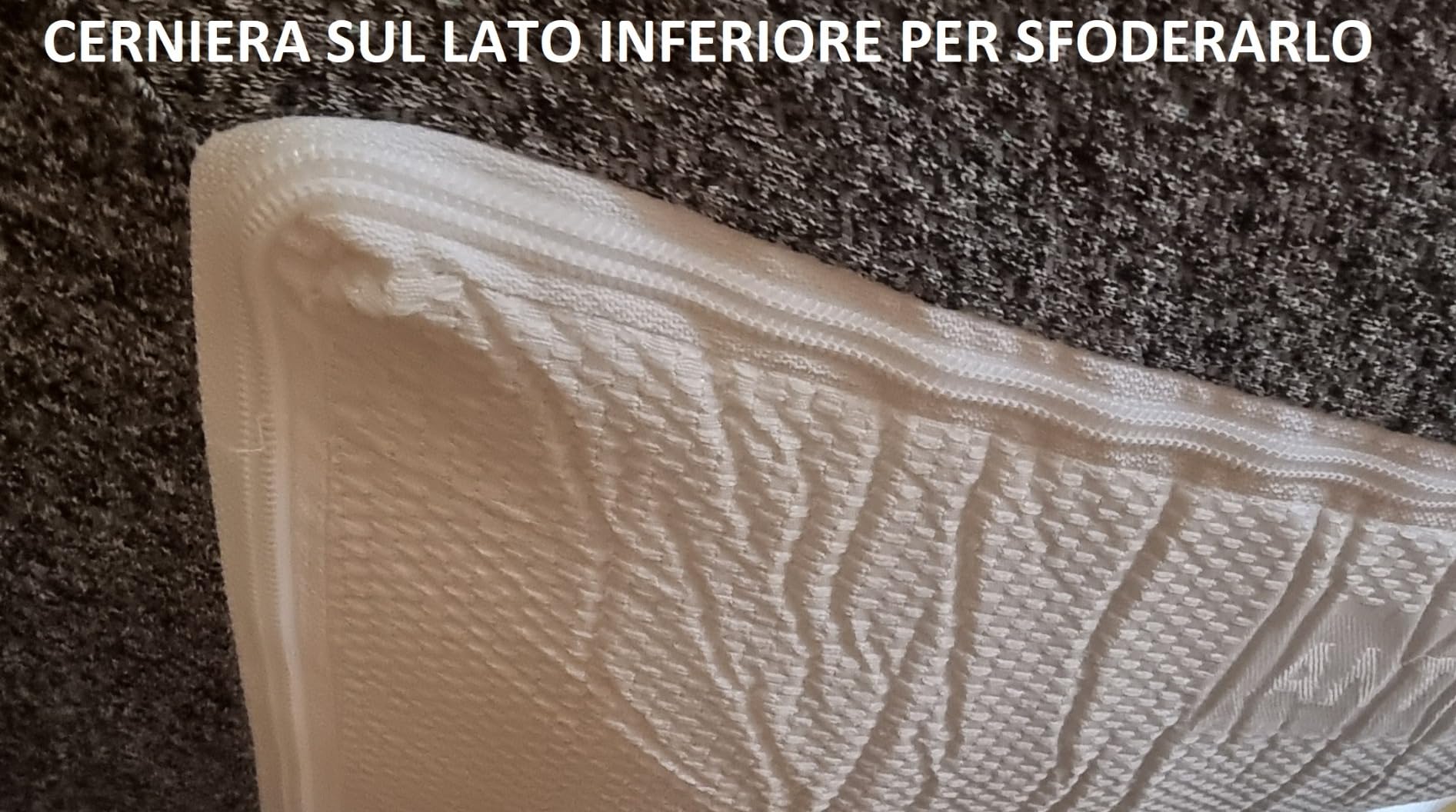 Amazon Basics Materasso memory foam 90x190 molle insacchettate medio