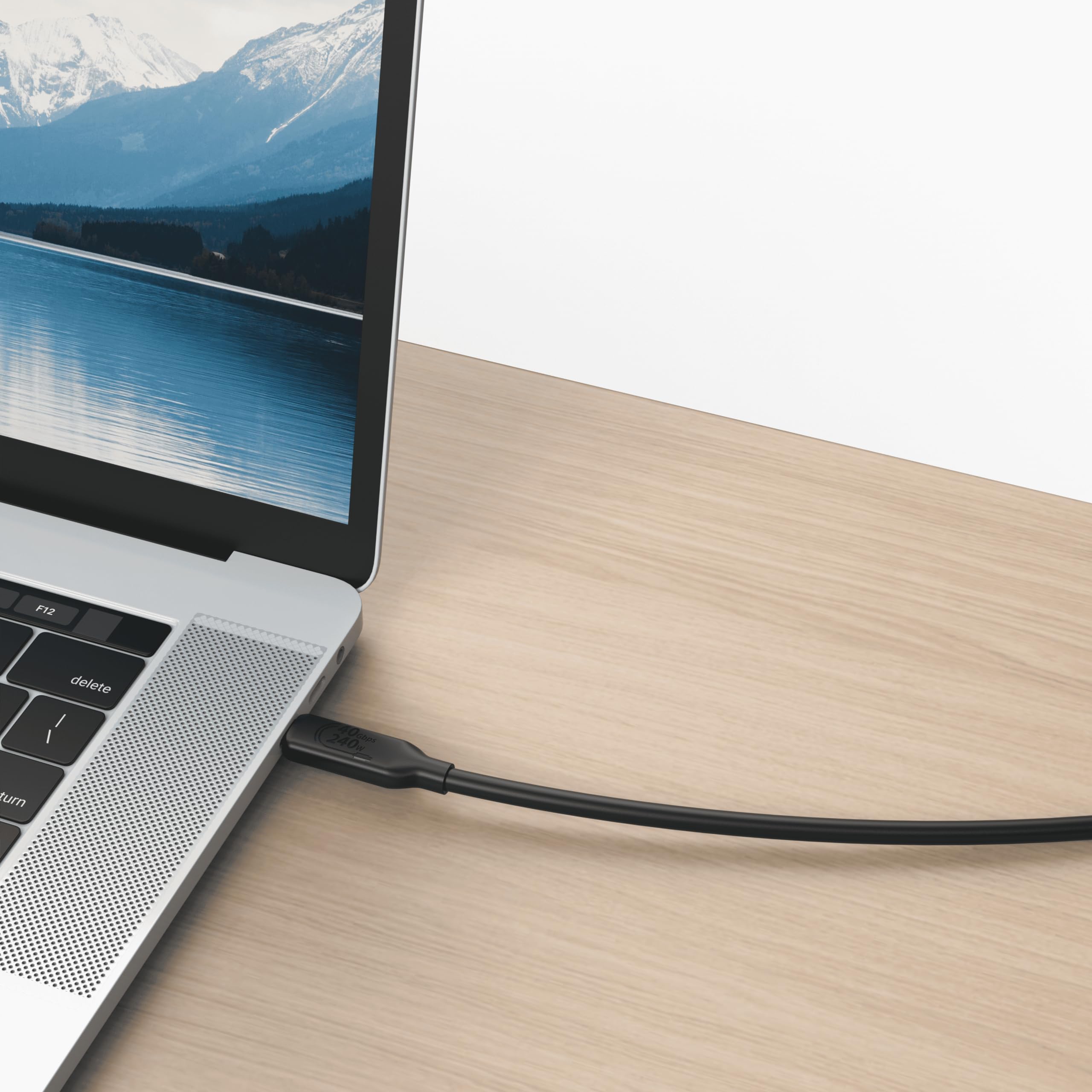 AmazonBasics Cavo USB4 USB-C 1 m 240W 40Gbps 8K Nero