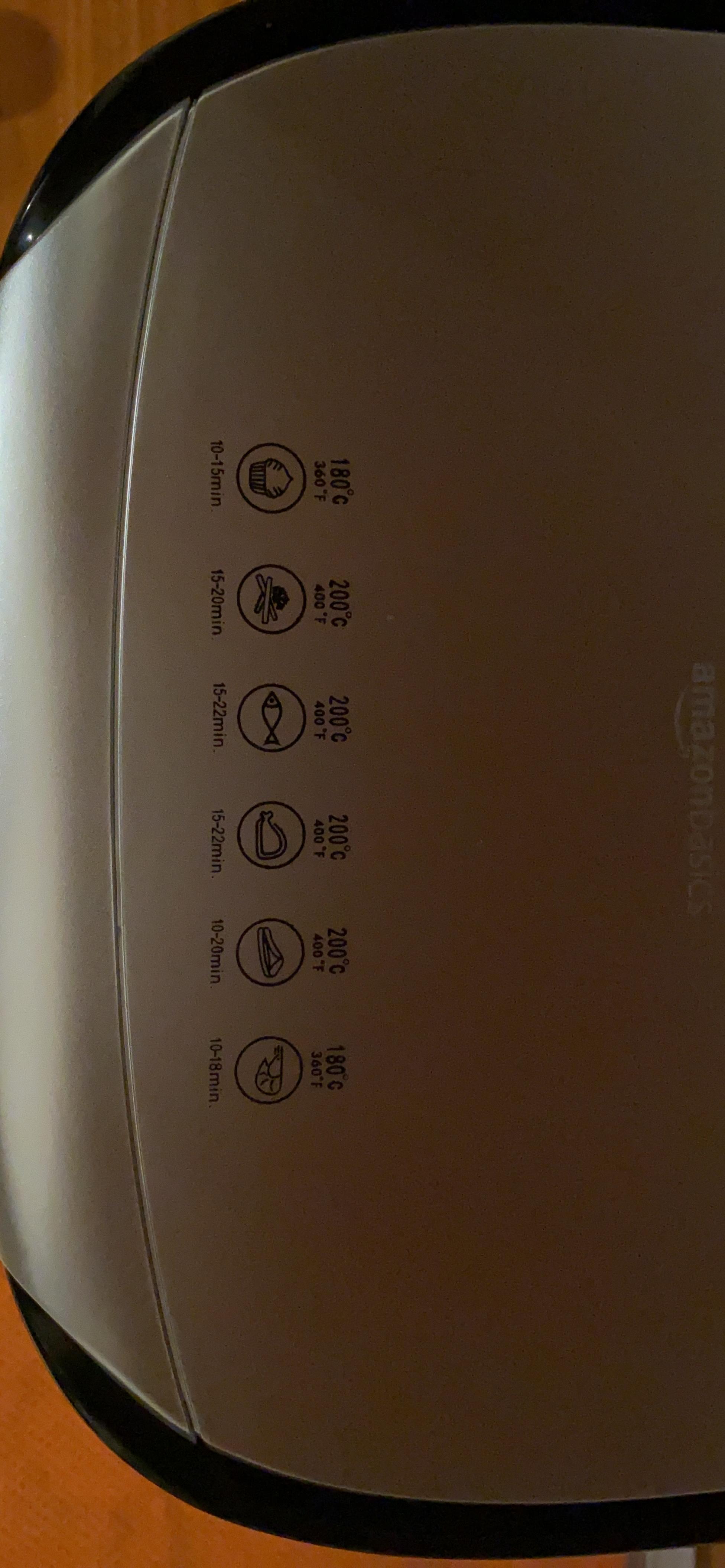 AmazonBasics Vecchio Modello 4L Friggitrice ad Aria Nera Digitale