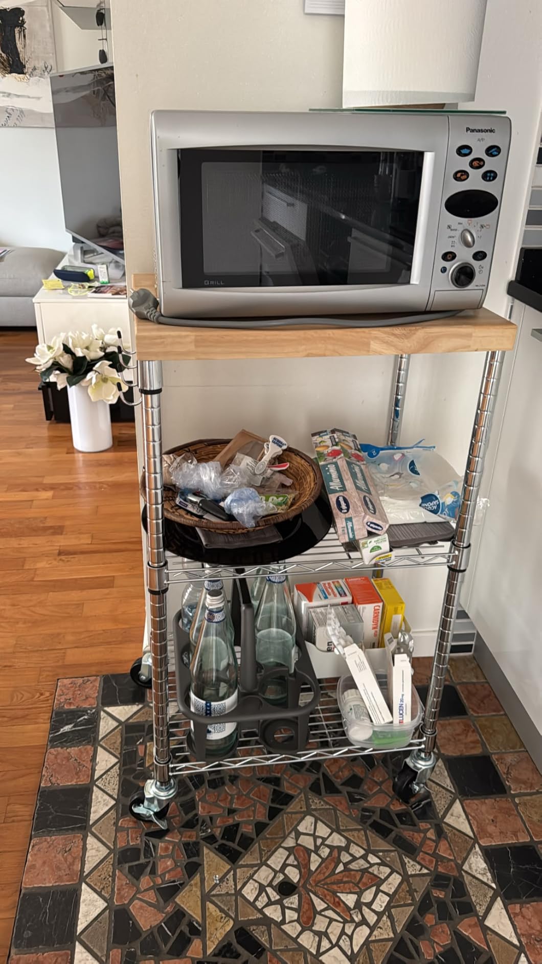AmazonBasics scaffale cucina 3 ripiani ruote 53 x 38 x 92 cm
