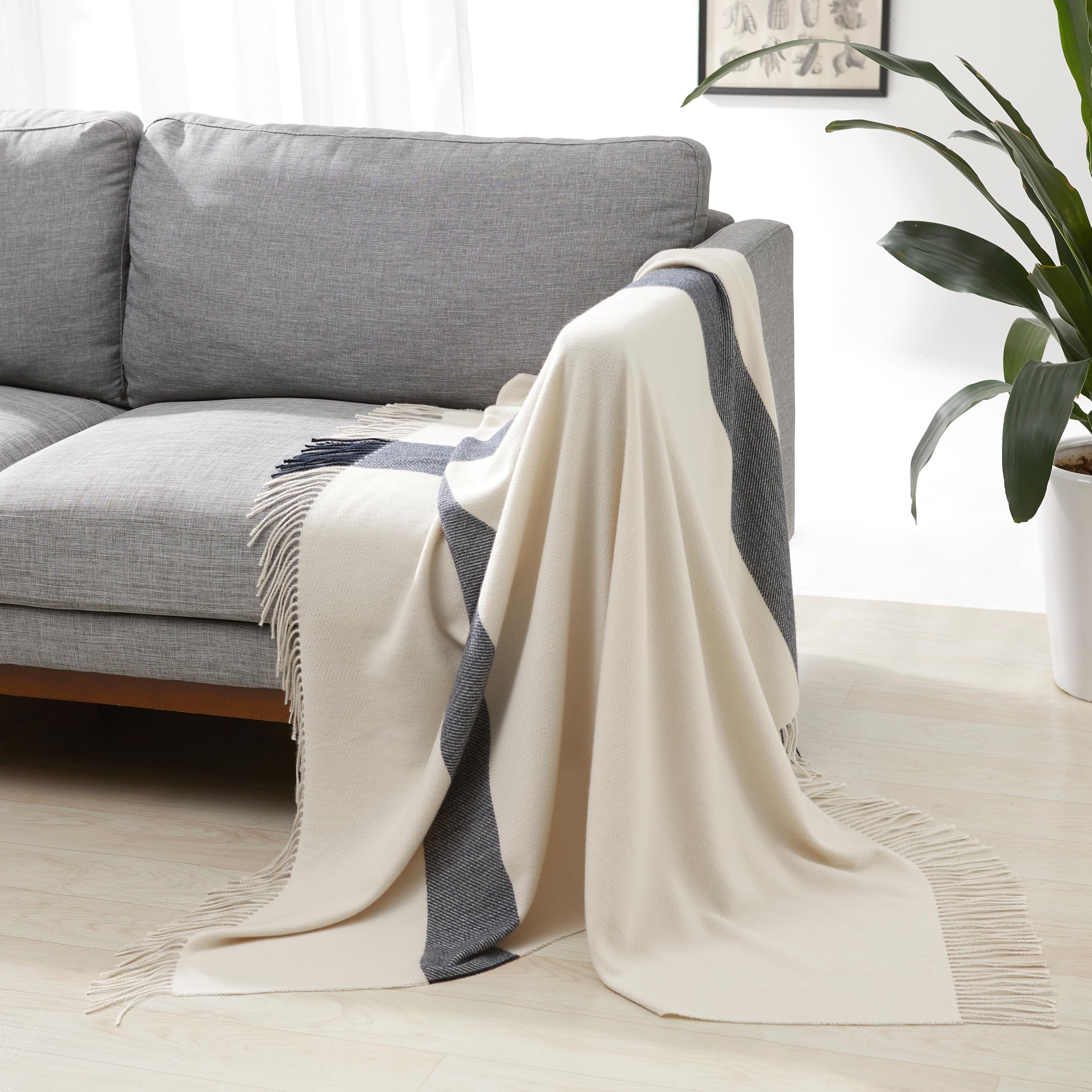 Amazon Basics copriletto leggero avorio quadri blu 127x152 cm
