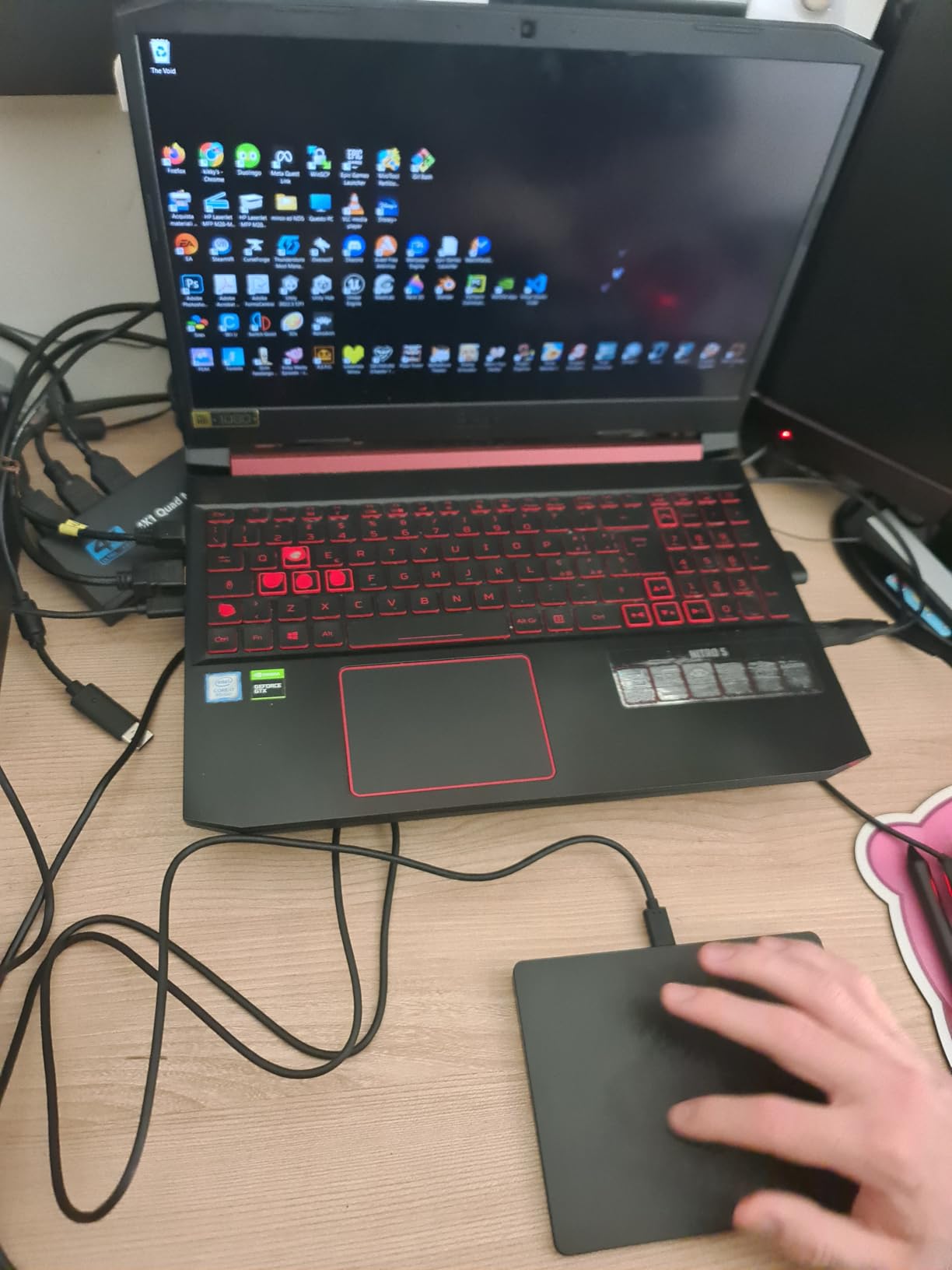 Amazon Basics trackpad USB-C nero Windows 6,4 pollici con filo
