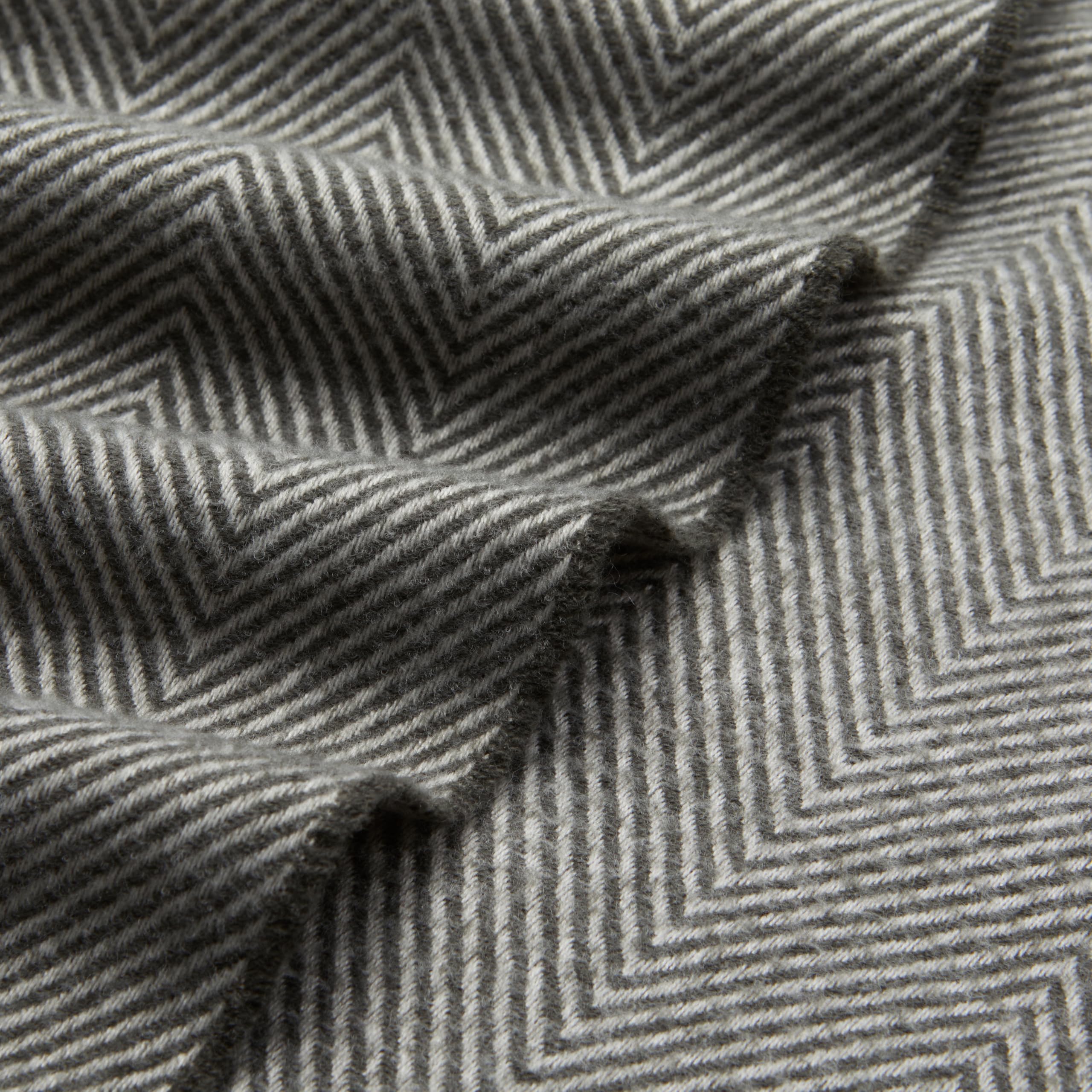 Amazon Basics coperta 127x152 grigio spina di pesce poliestere