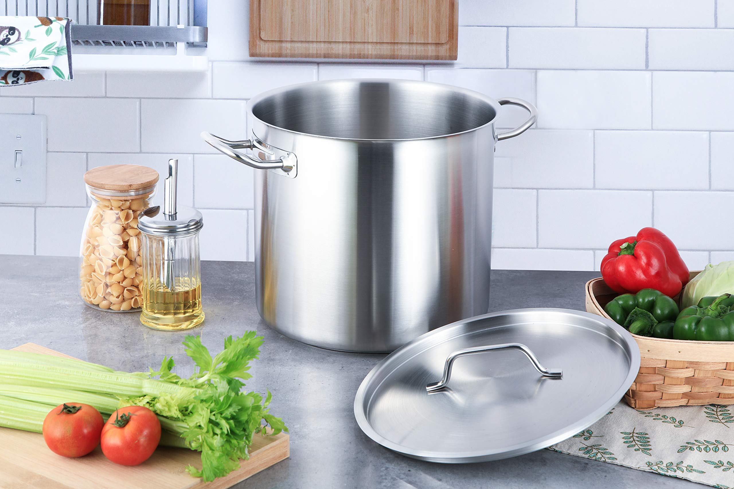AmazonBasics Pentola Acciaio Inox 9,5 Litri con Coperchio