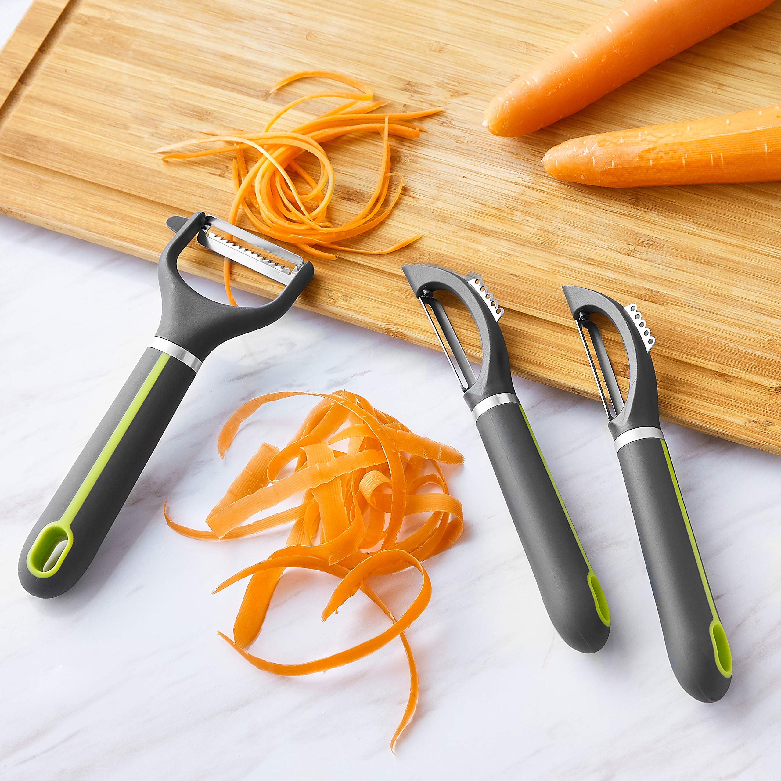 AmazonBasics Set 3 Pelaverdure Acciaio Inox Nero Verde Julienne
