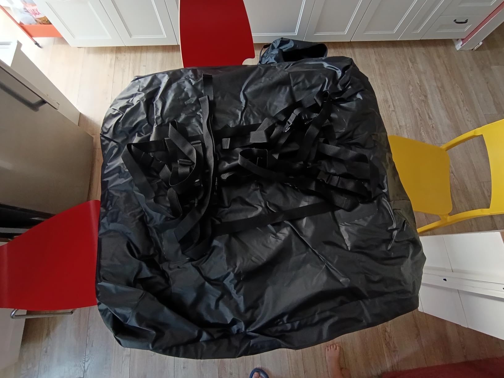 Amazon Basics Borsa da Tetto Auto 425L Nero Impermeabile