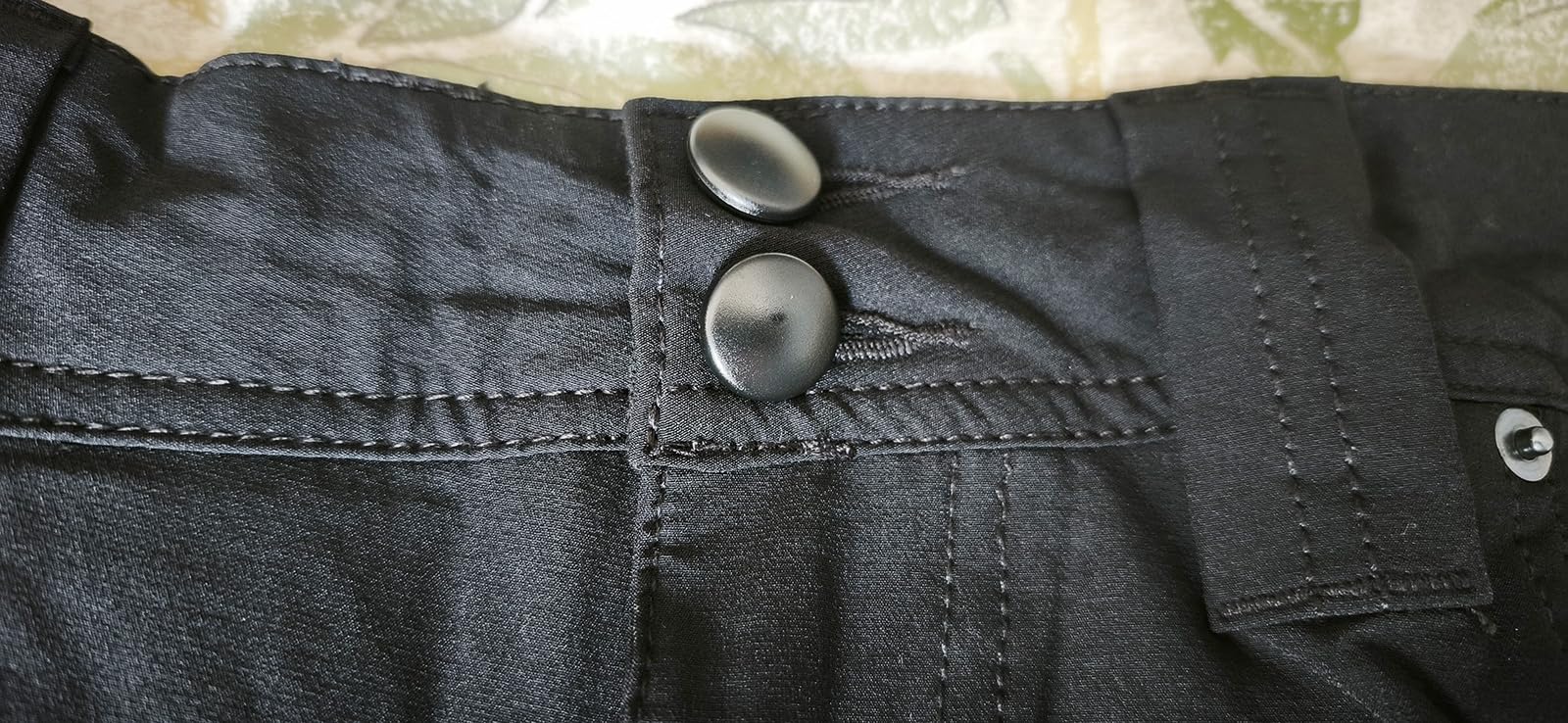 Amazon Basics pantaloncini ibridi da lavoro uomo vestibilita comoda