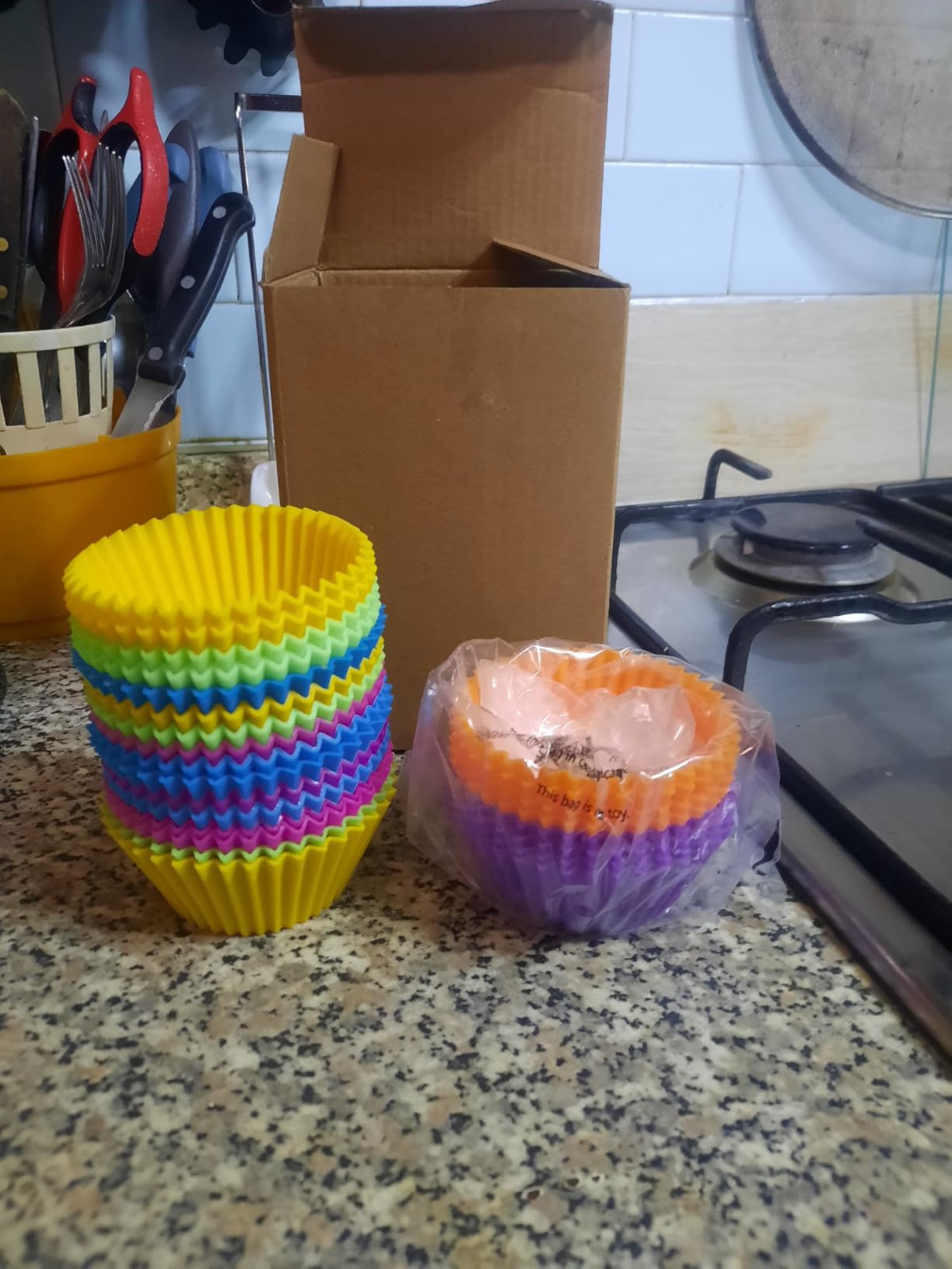 Amazon Basics pirottini in silicone 12 pezzi multicolore