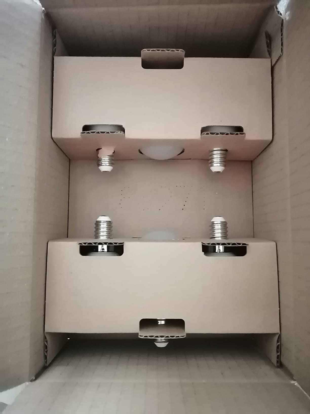 Amazon Basics P45 Lampadine LED E14 5.5W Luce Calda 6 Pezzi