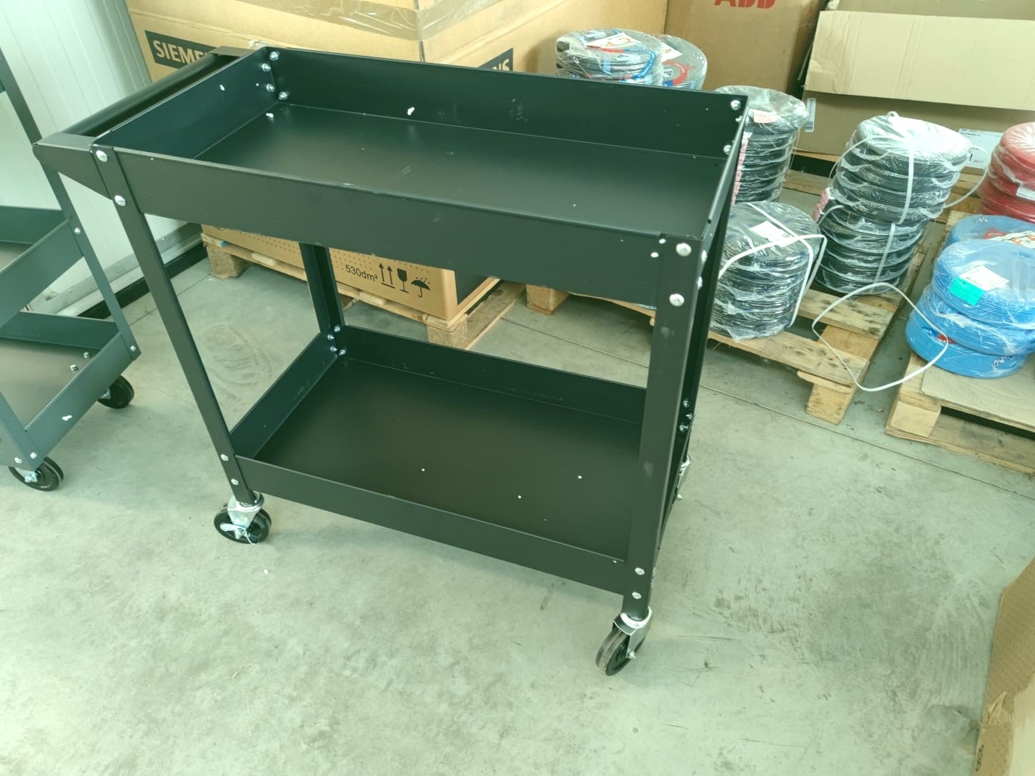 Amazon Basics Carrello Multiuso 3 Ripiani Rosso Acciaio