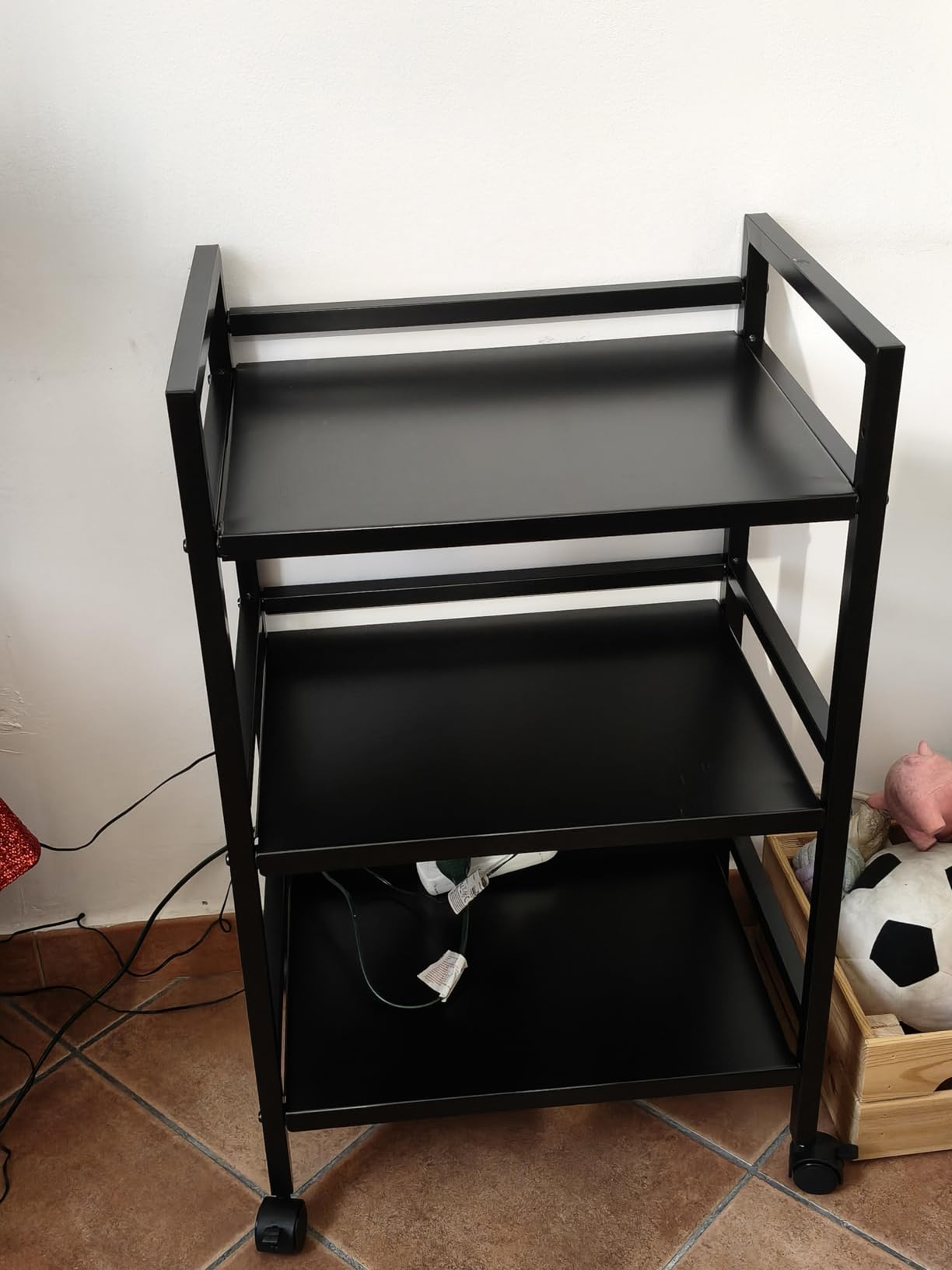 AmazonBasics Carrello 3 Ripiani Portaoggetti Metallo Nero Ruote