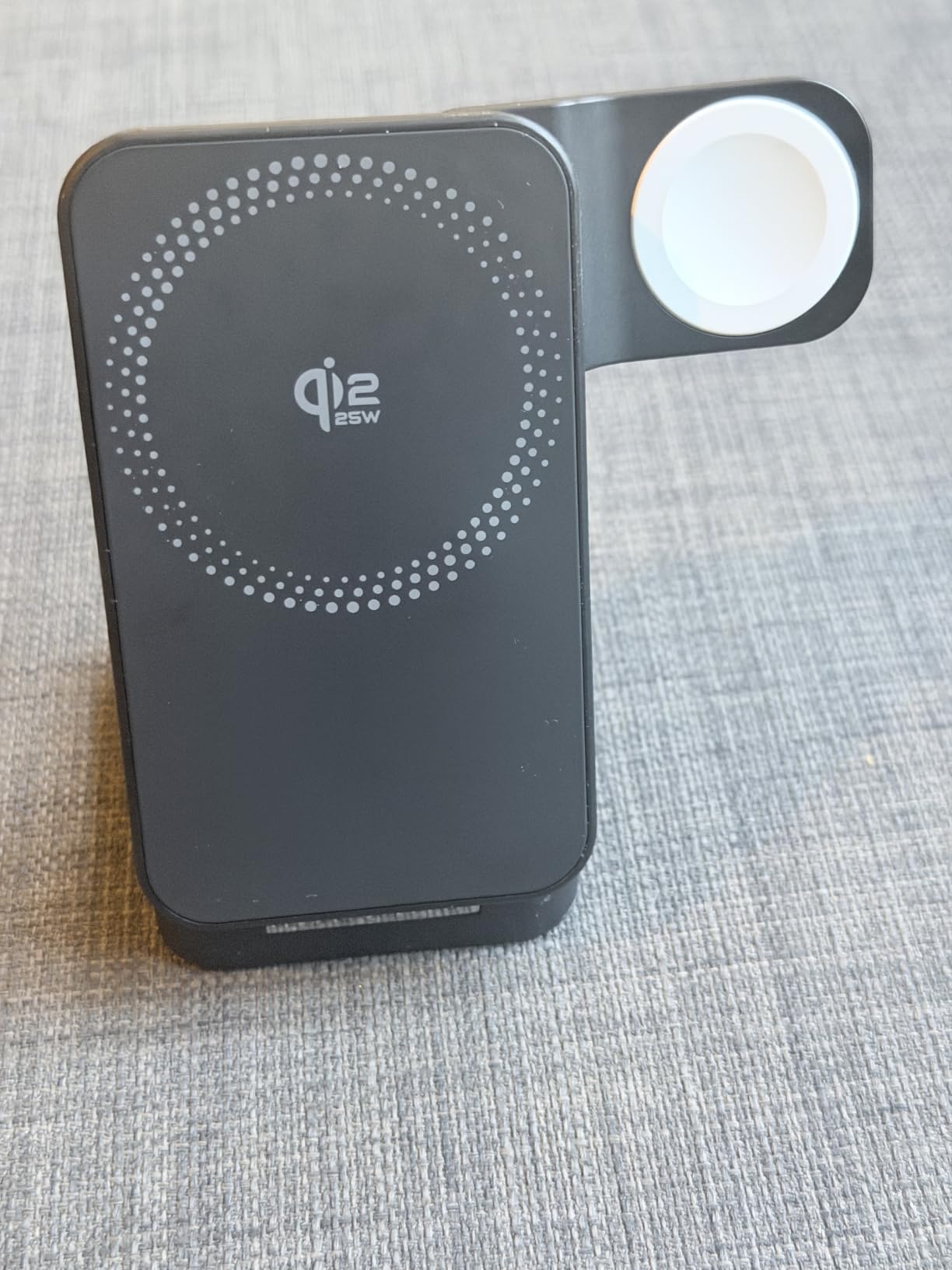 Amazon Basics Stazione Ricarica Wireless 3 in 1 Qi2.2 25W Bianco