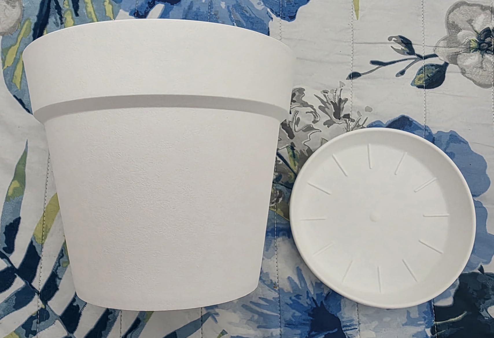 Amazon Basics vaso per piante 20,3 cm bianco con sottovaso