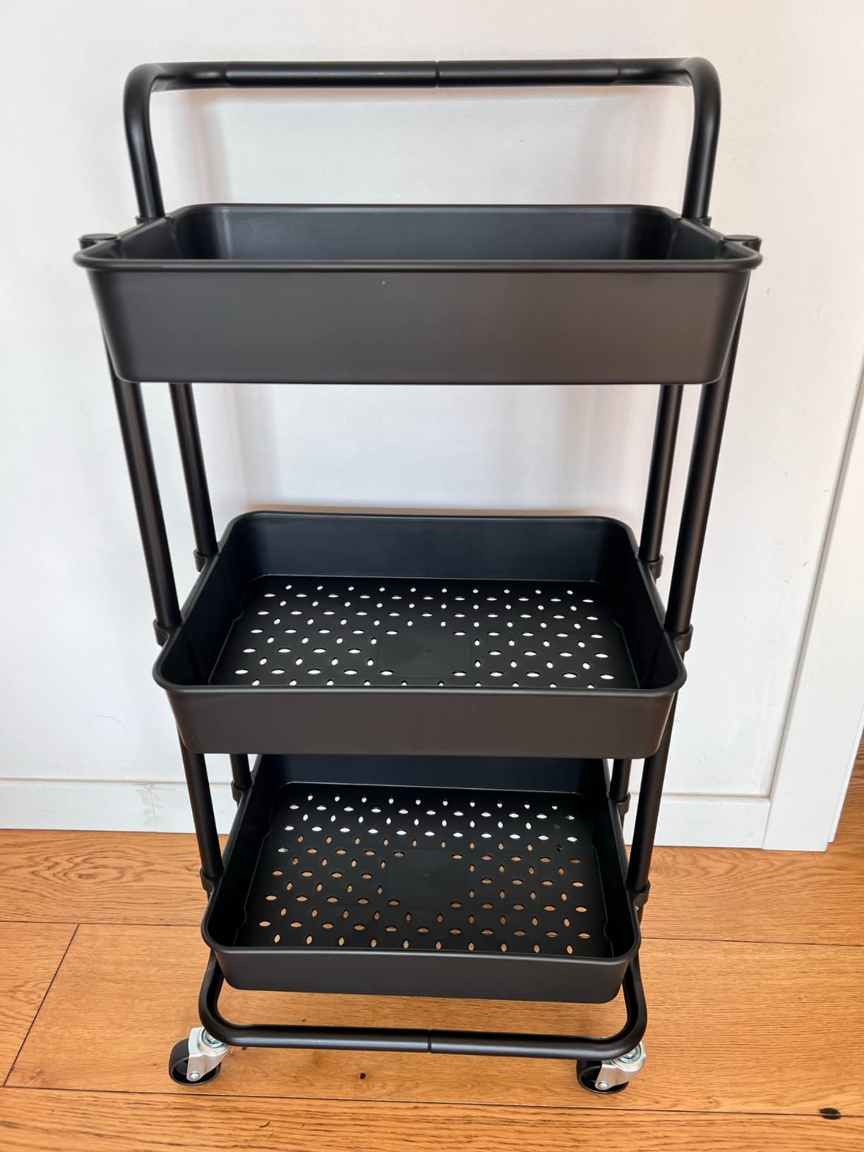 Amazon Basics Carrello 3 Ripiani Bianco con Ruote