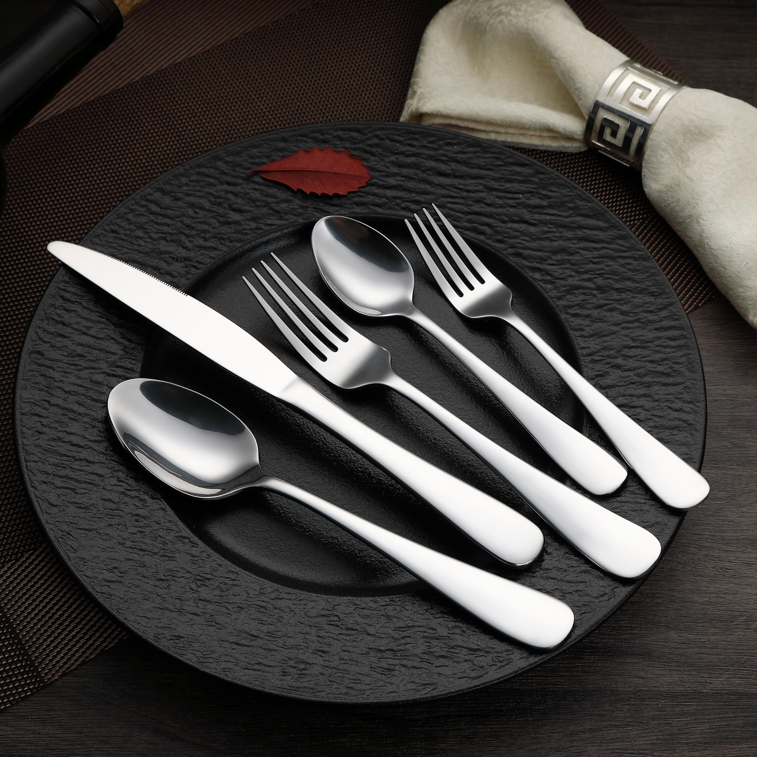 AmazonBasics set posate acciaio inox 20 pezzi 4 persone