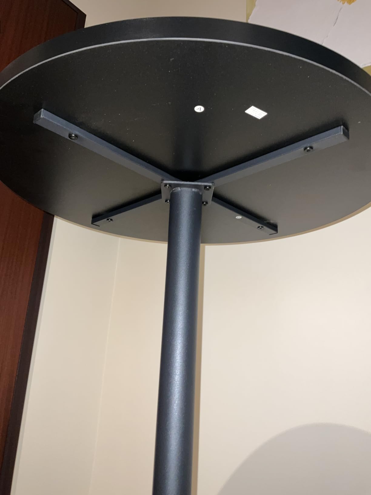 Amazon Basics tavolo bar rotondo nero 60 cm alto