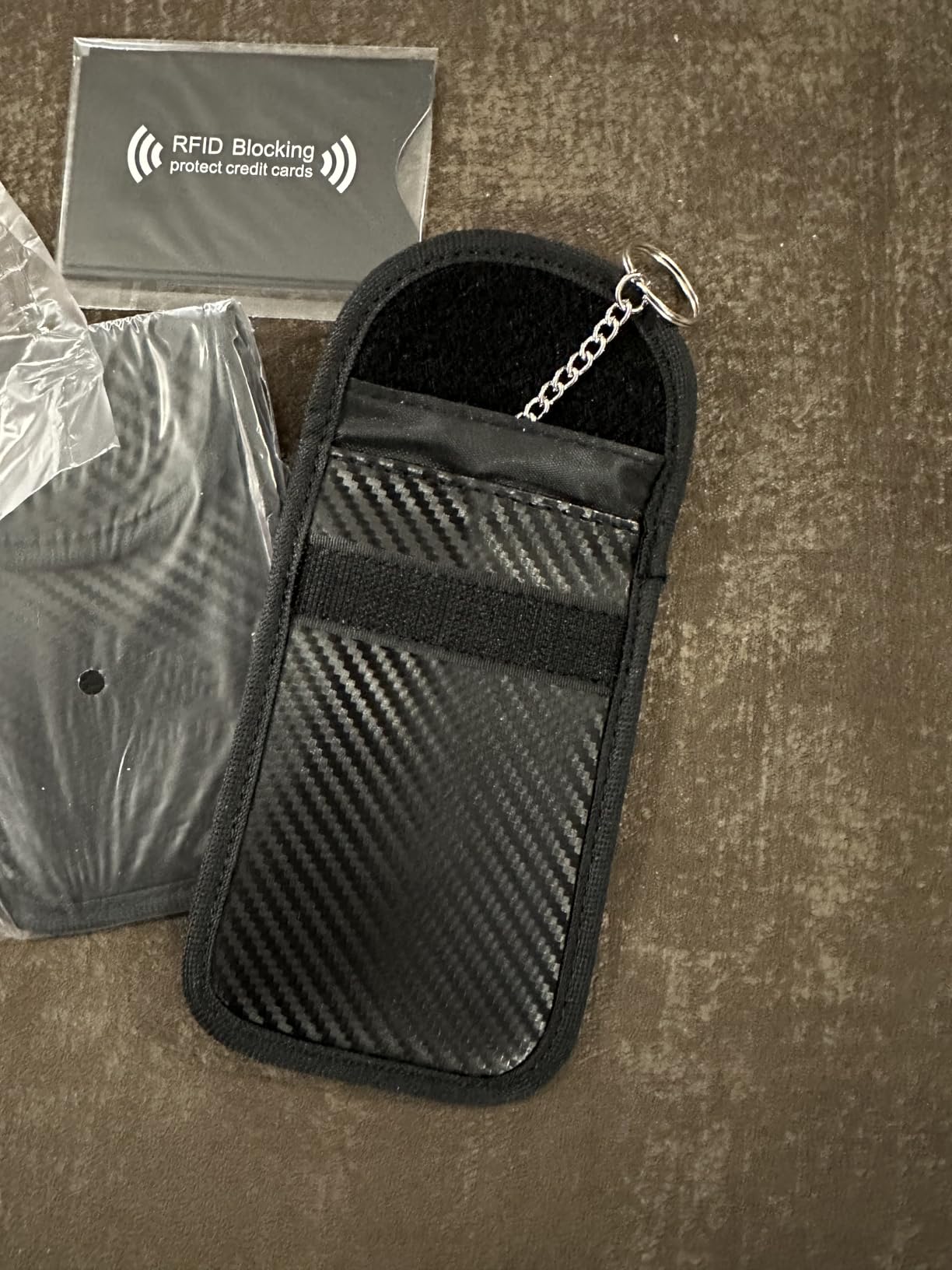 RealPlus protezione keyless go custodia Faraday 14x9 cm 2 pz