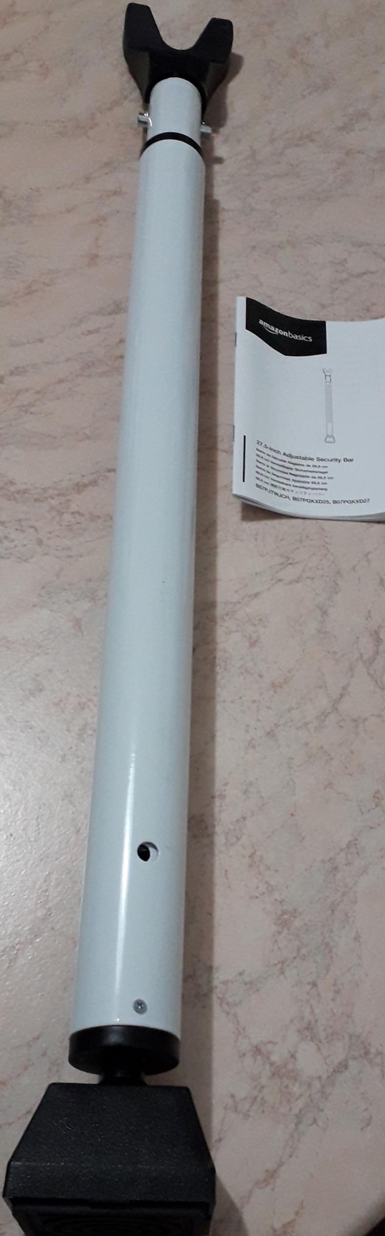 AmazonBasics Spranga Regolabile 73,6-114 cm Nera Acciaio 1 pz