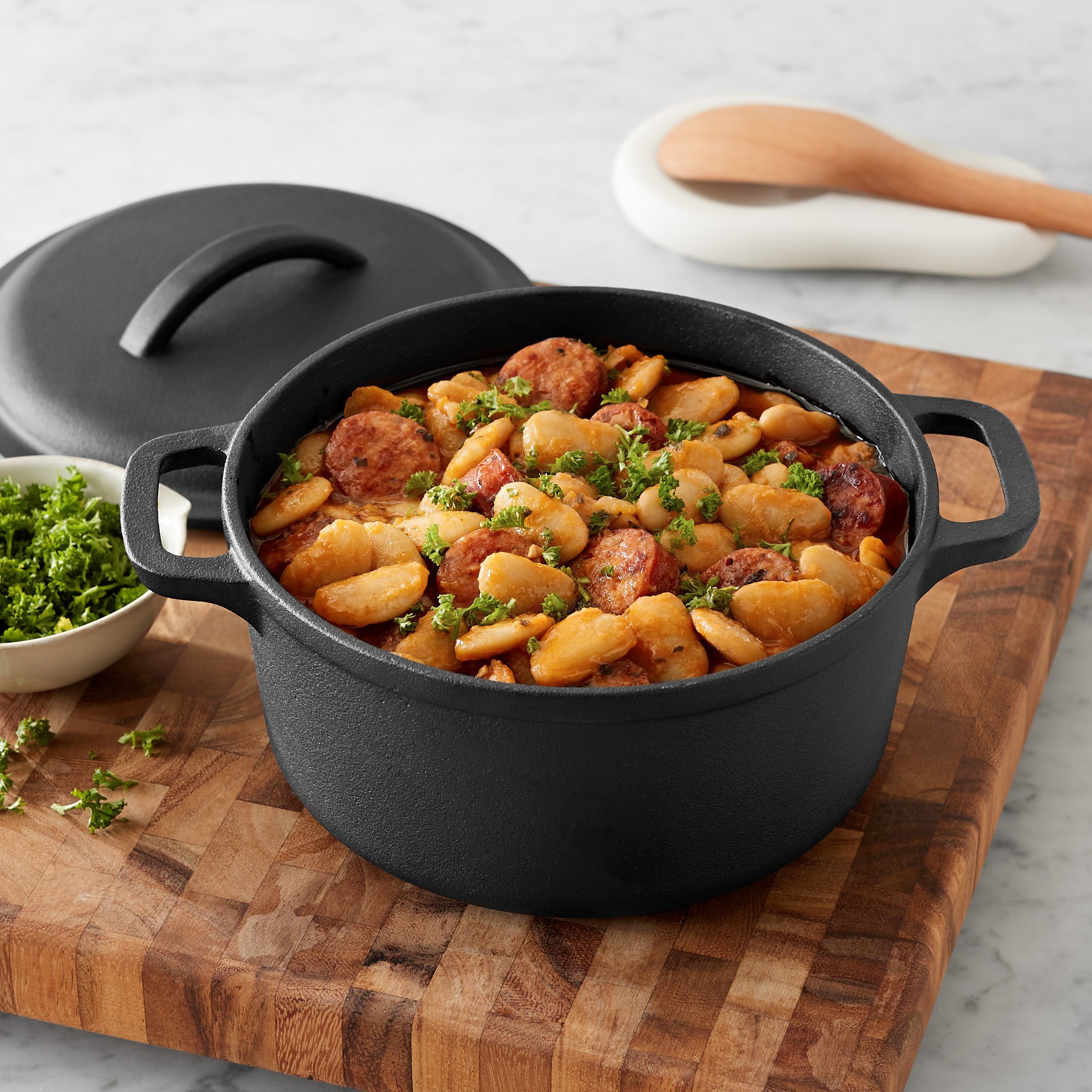 AmazonBasics Casseruola Ghisa 1,89 L Nera Doppio Manico