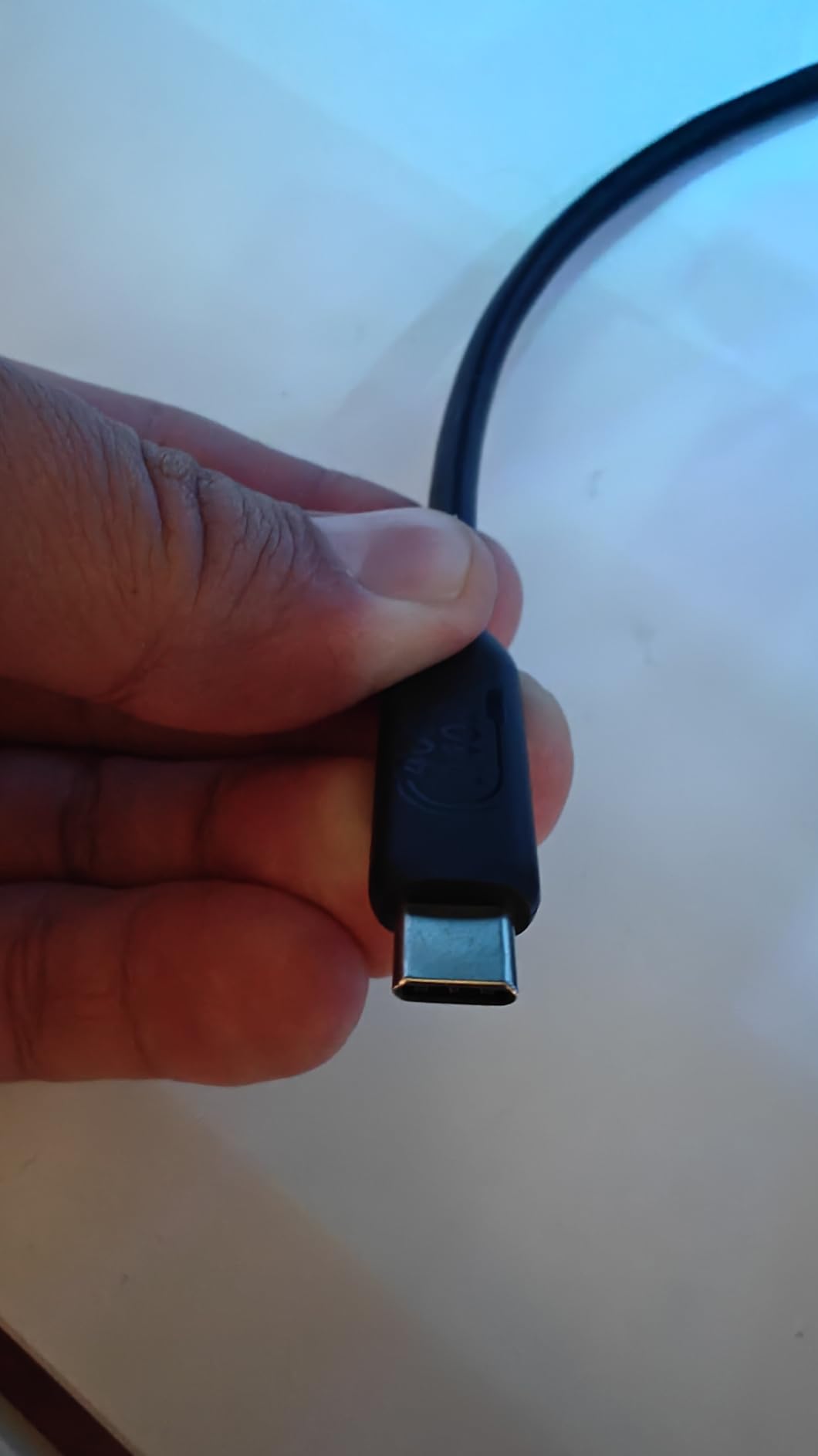 AmazonBasics Cavo USB4 USB-C 1 m 240W 40Gbps 8K Nero