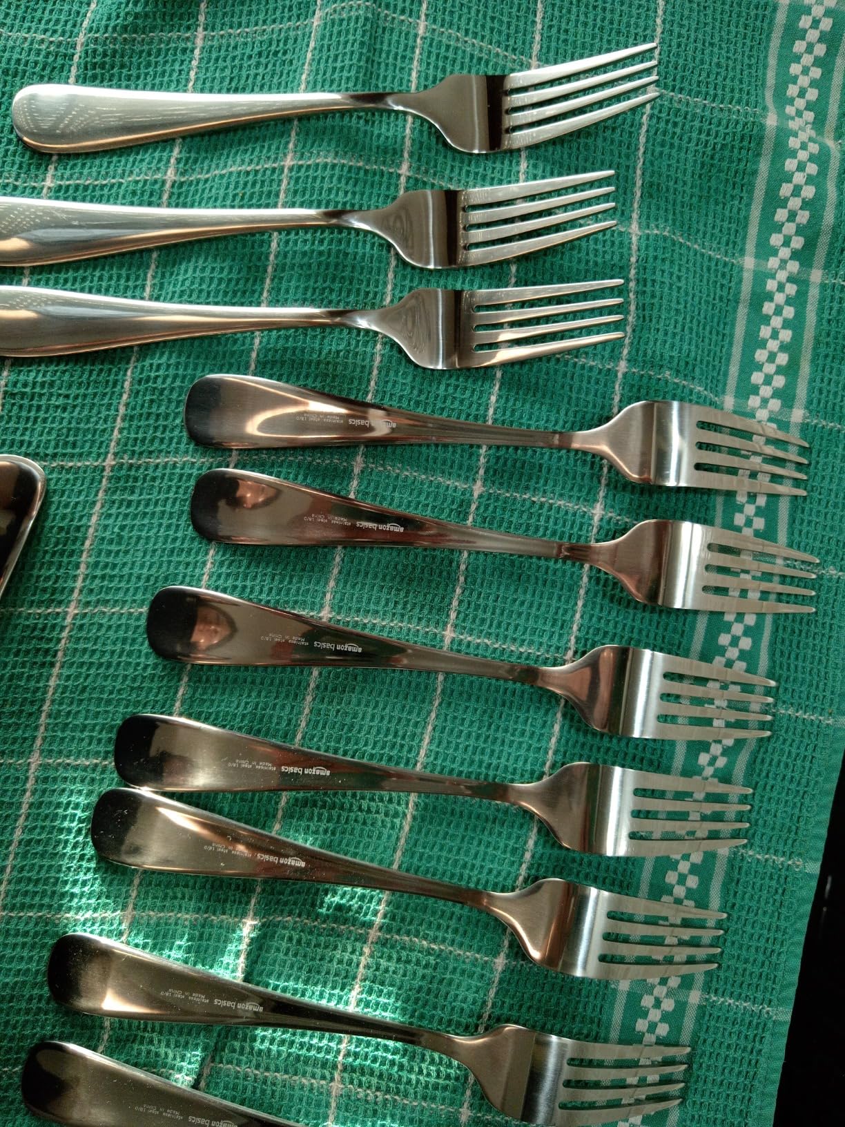 AmazonBasics Forchette Tavola Acciaio Inox 12 Pezzi Bordo Tondo