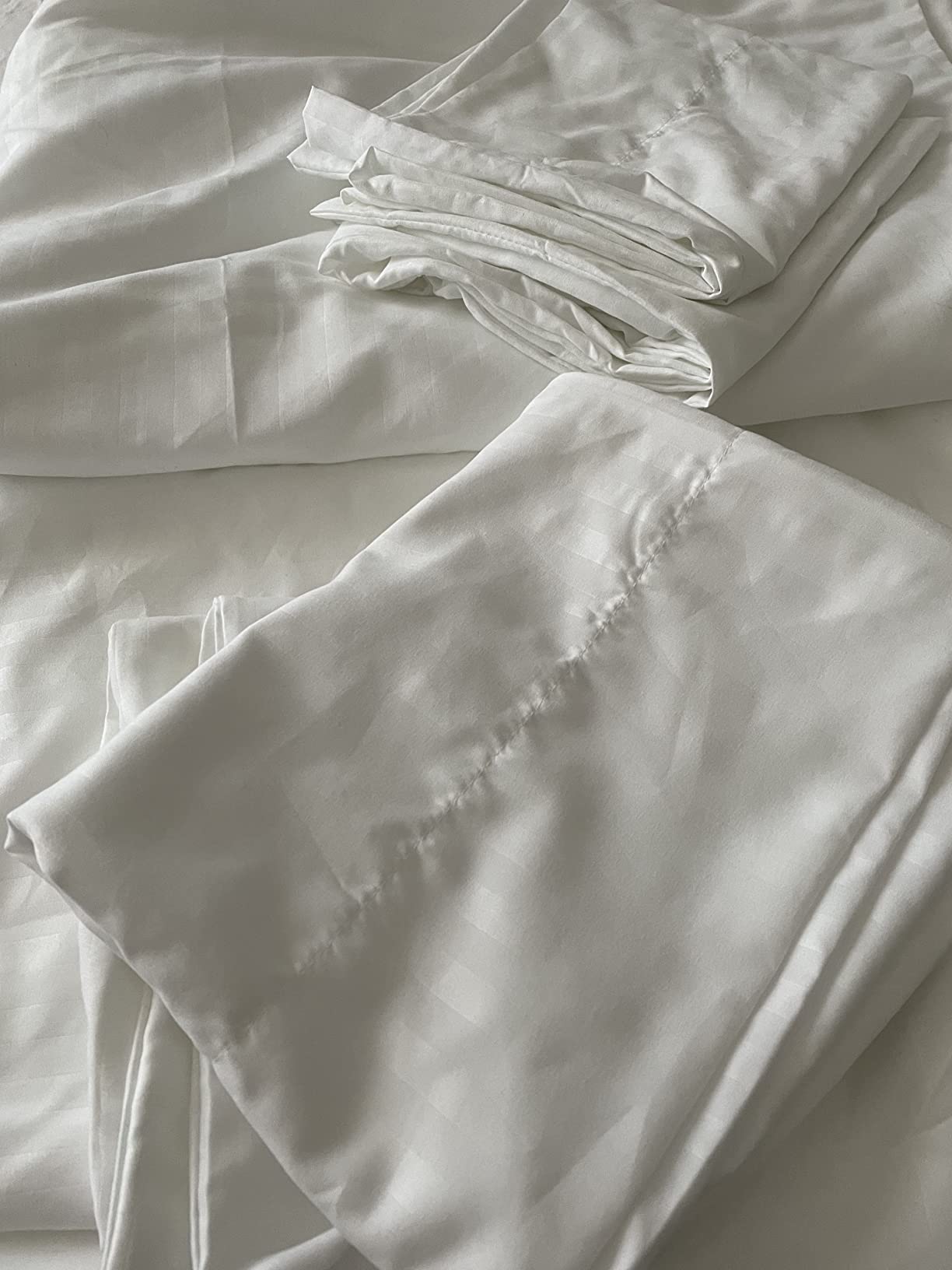 Amazon Basics Set Copripiumino Matrimoniale 3 Pezzi Grigio Scuro