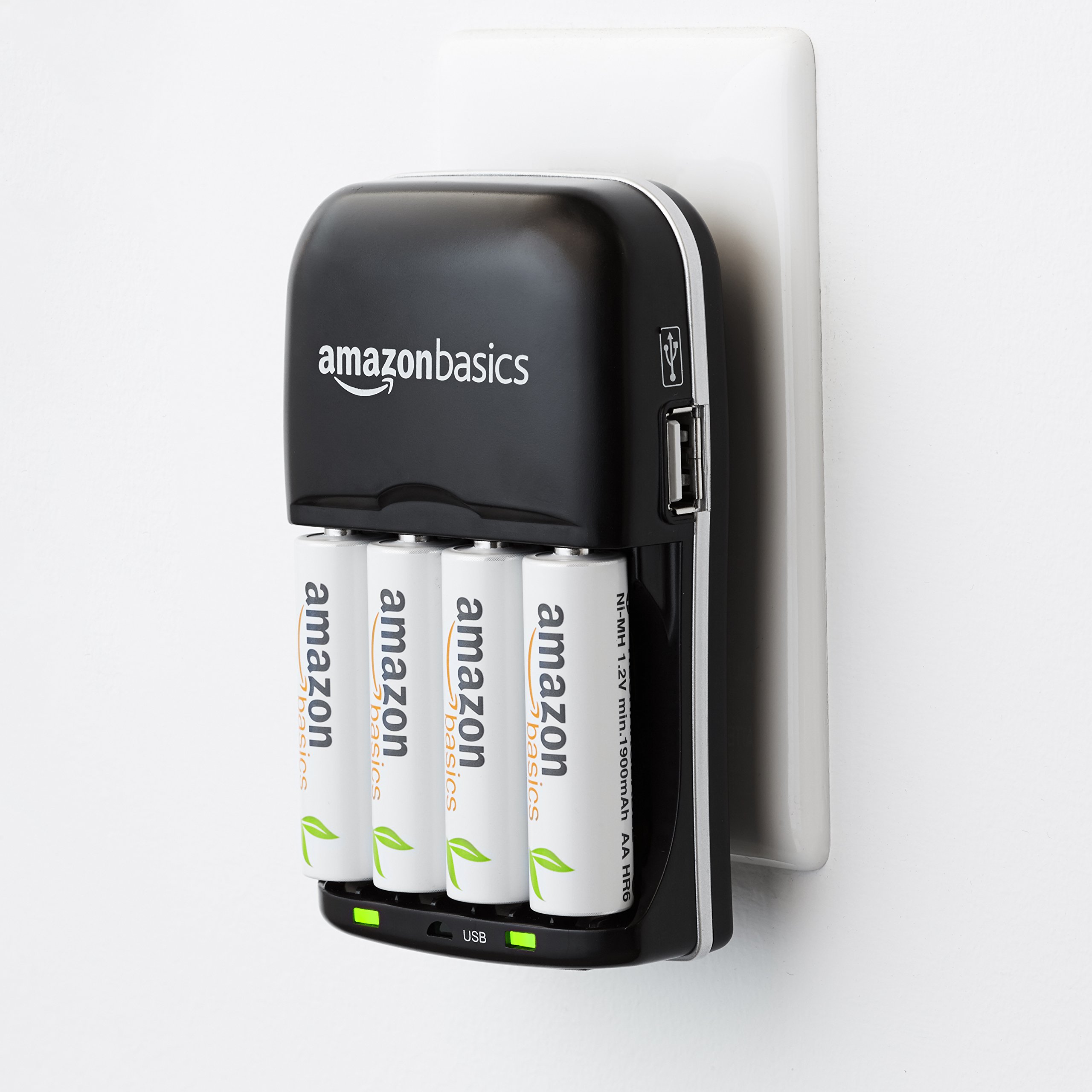 AmazonBasics Caricabatterie USB Ni-MH AA AAA nero