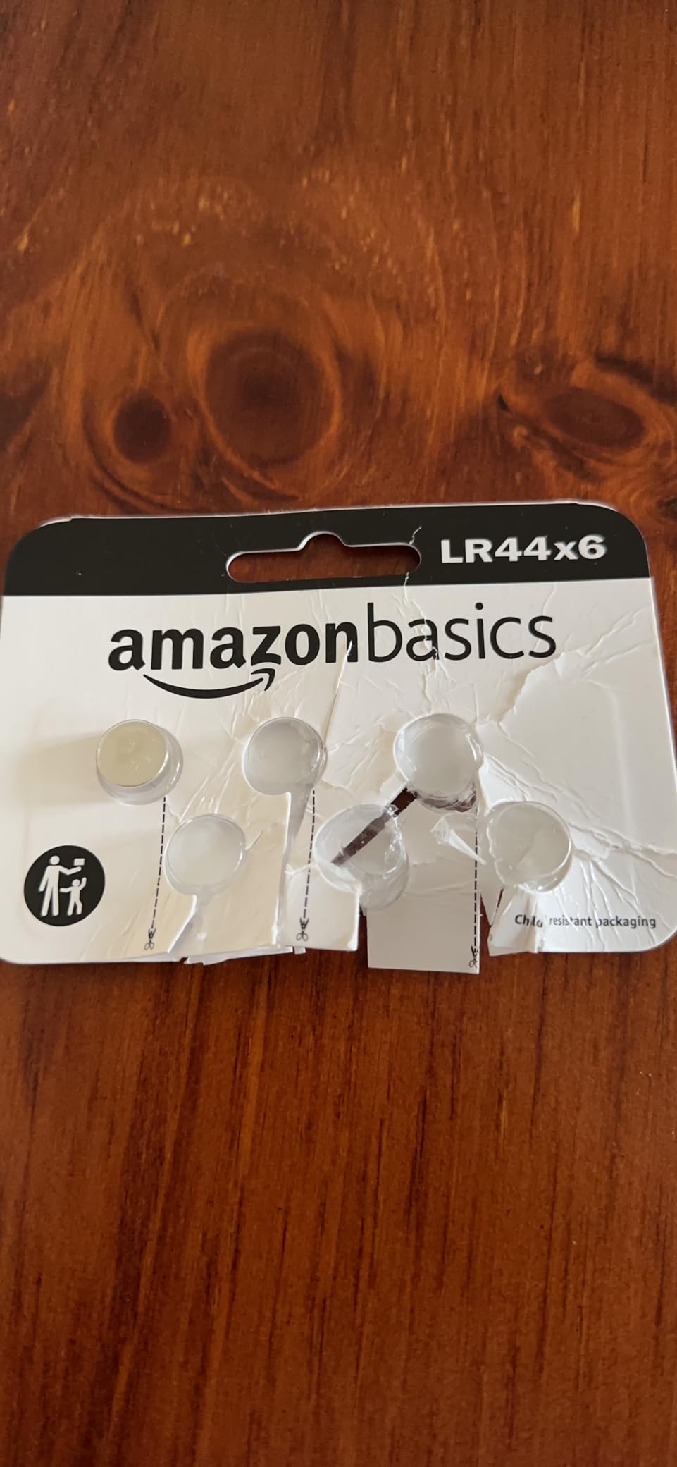 Amazon Basics Batterie Bottone LR44 6 Pezzi Lunga Durata