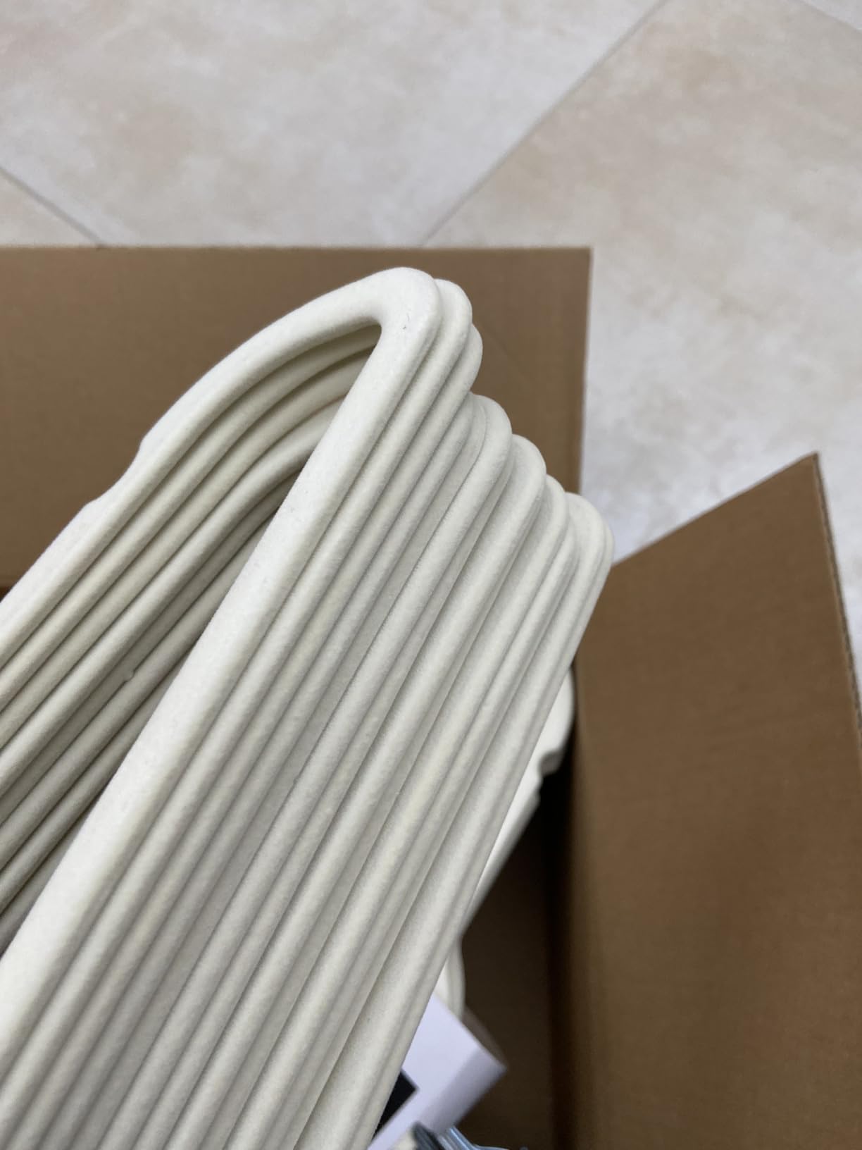 Amazon Basics grucce velluto nere 50 pezzi antiscivolo