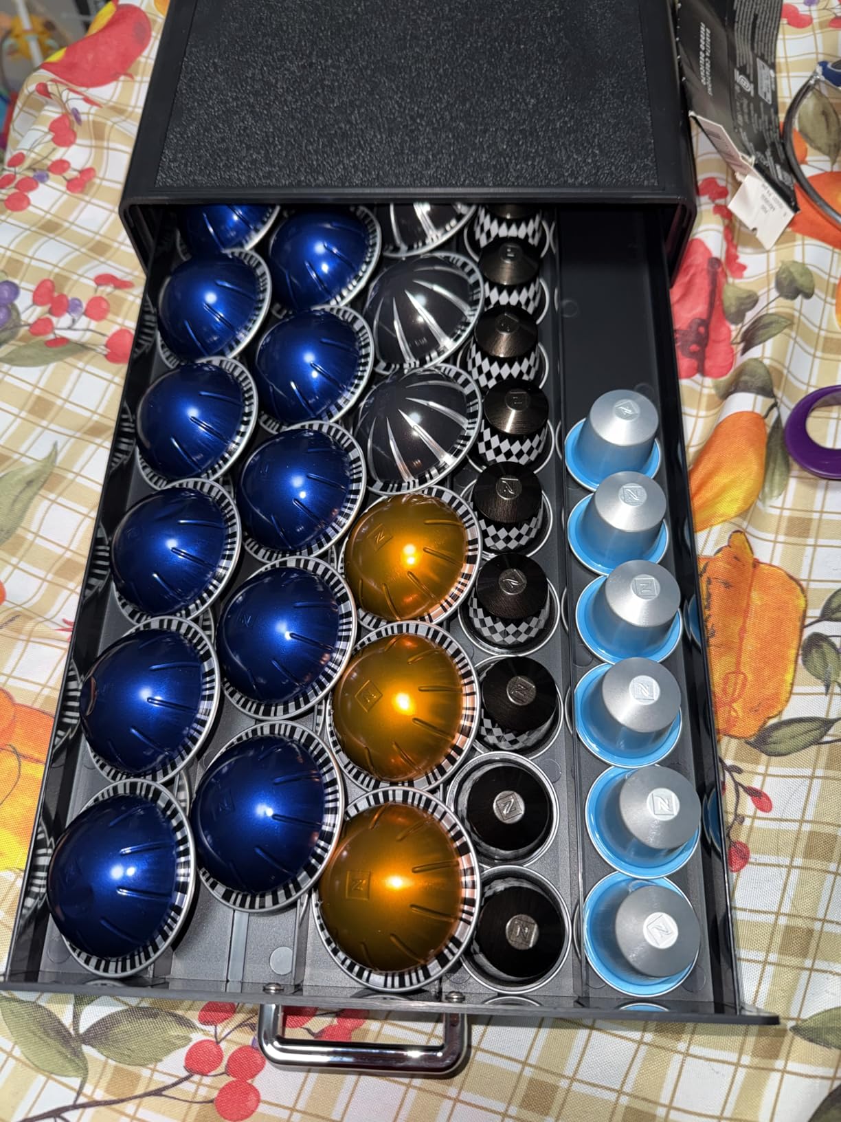 Amazon Basics cassetto portacapsule 50 capsule nero Nespresso