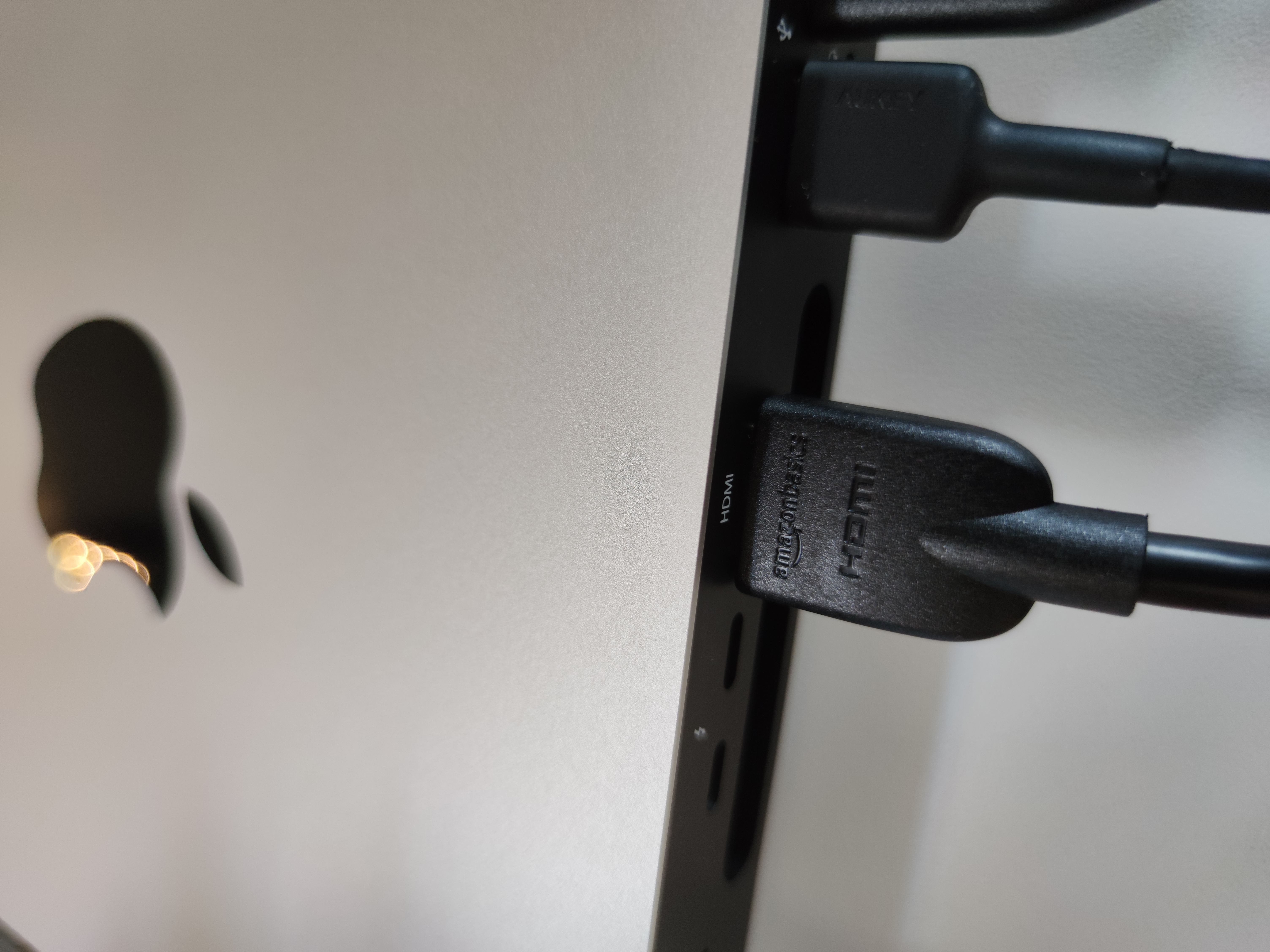 Amazon Basics cavo adattatore HDMI-DVI 0,9 m nero placcato oro
