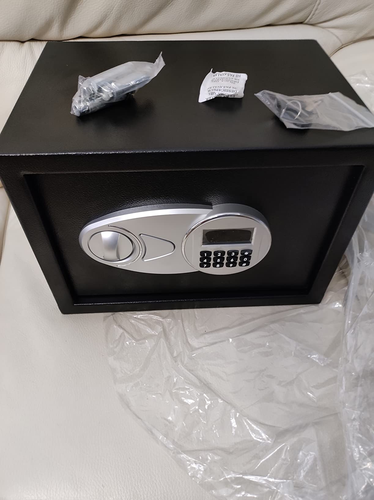 Amazon Basics Cassaforte Tastiera Digitale 14 Litri Nero Acciaio