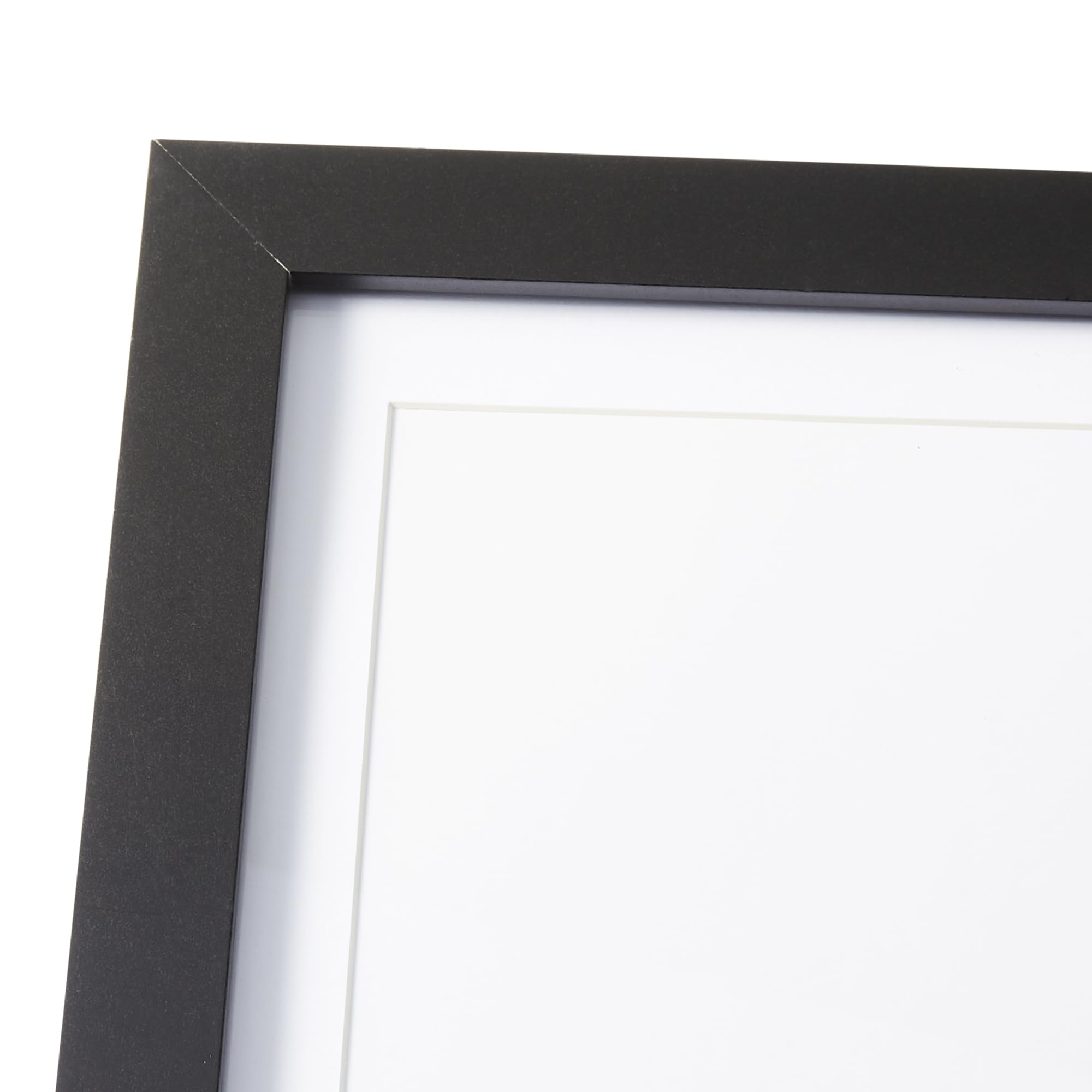 AmazonBasics Cornice in Legno Nera 25,4x31,7 cm con Passepartout