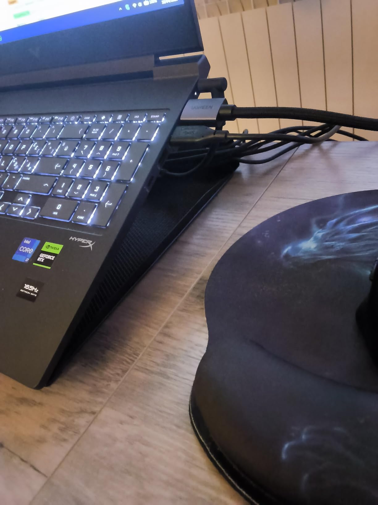 Amazon Basics Supporto Laptop 17,3 Pollici Nero 7 Livelli