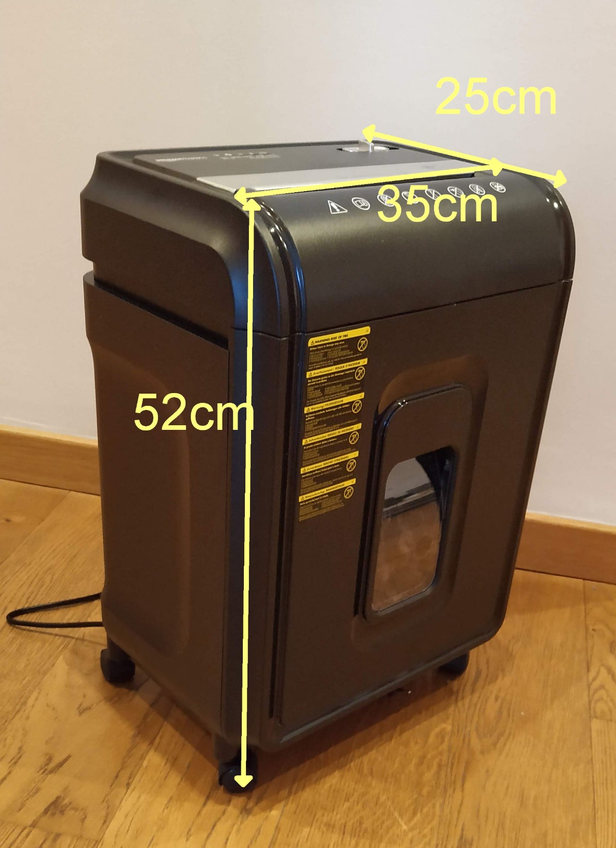 Amazon Basics Distruggidocumenti 12 fogli P4 21,5 L